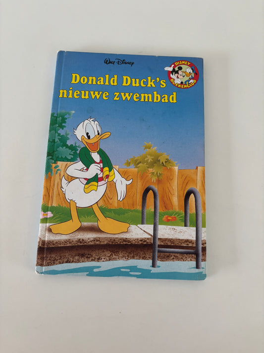 Donald Duck's nieuwe zwembad