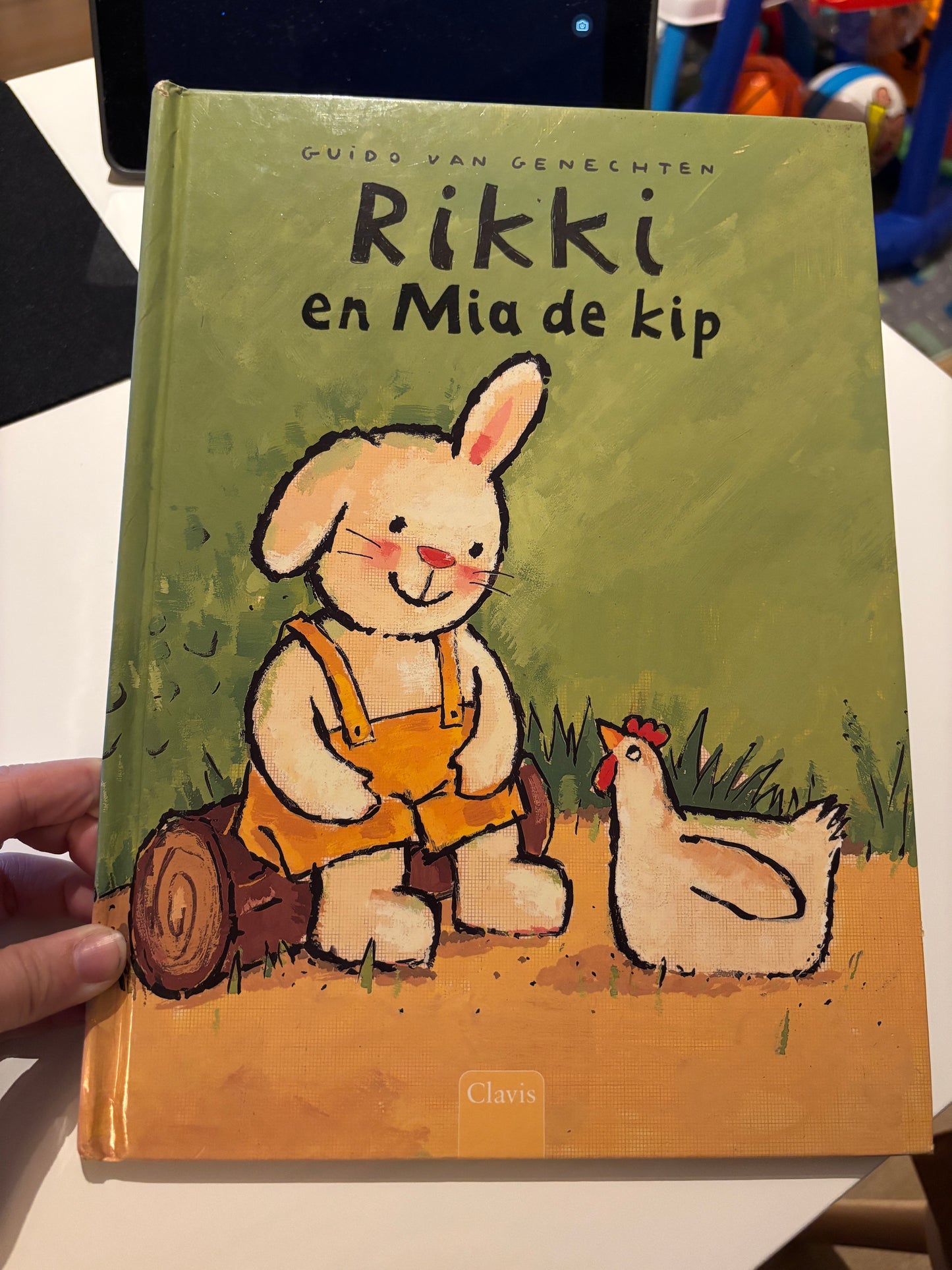 Guido van Genechten - Rikki en Mia de kip