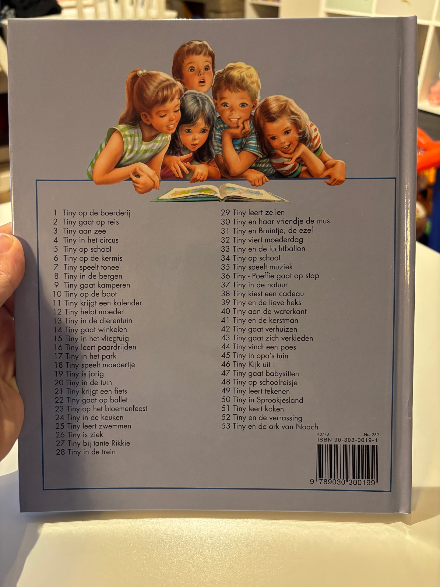 2. Tiny gaat op reis