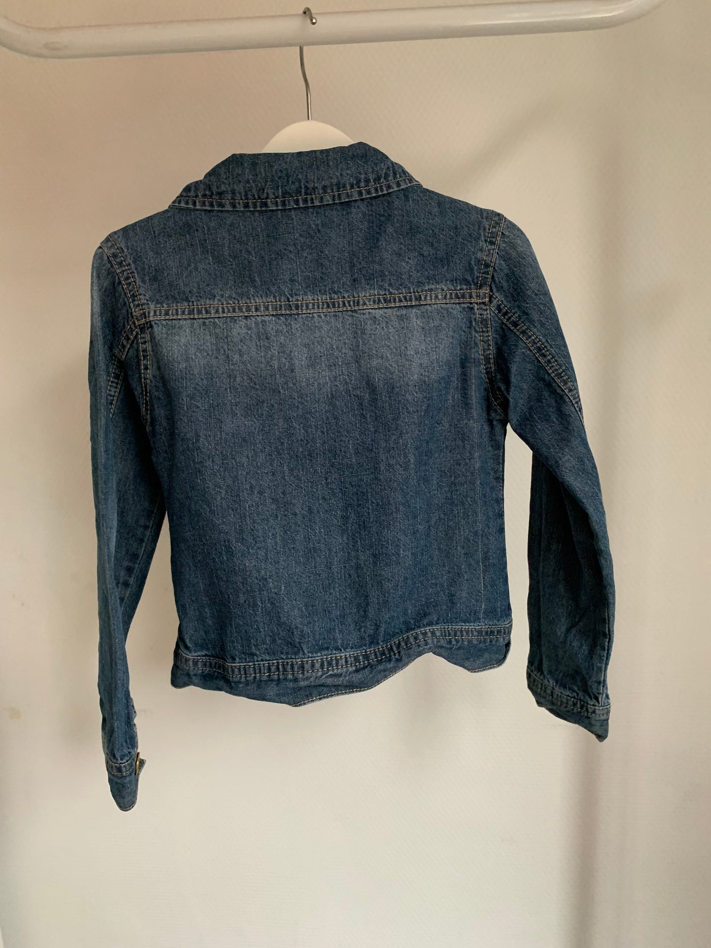 Dun jeansjasje