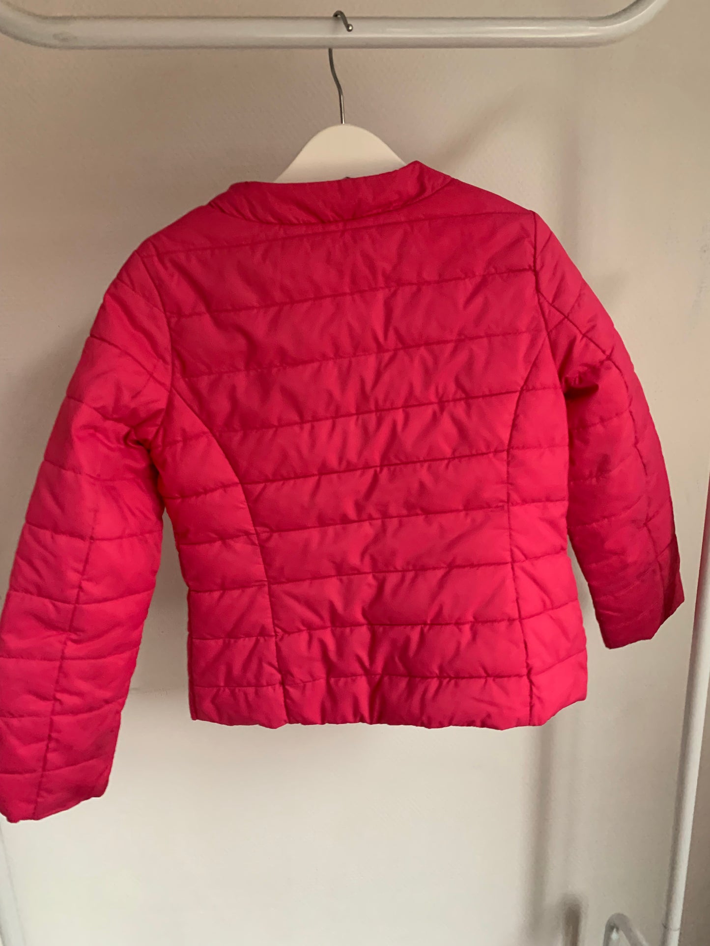 Roze tussenseizoensjas