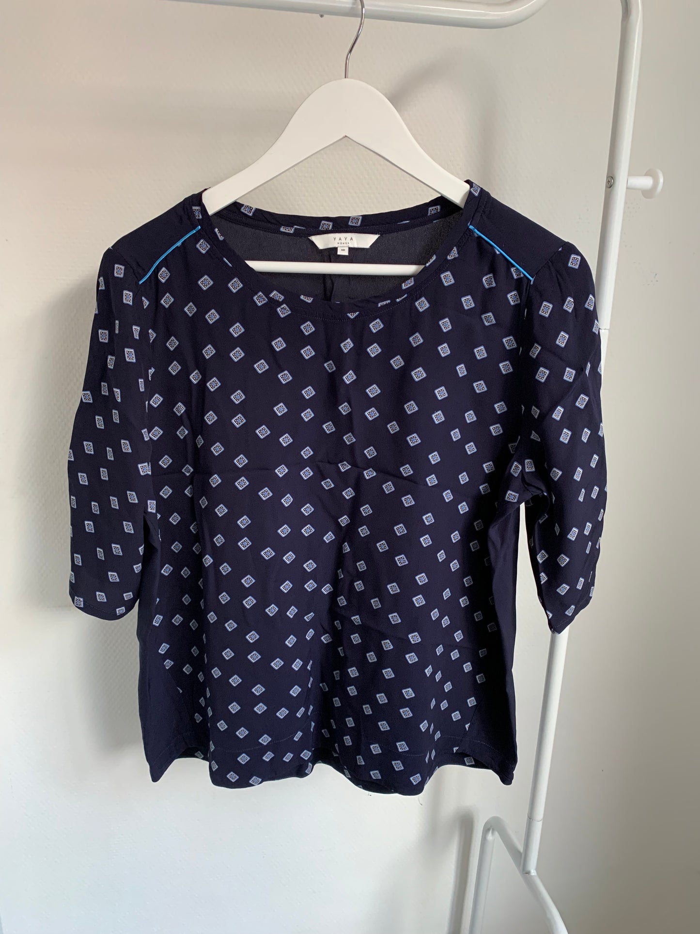 Marineblauwe blouse