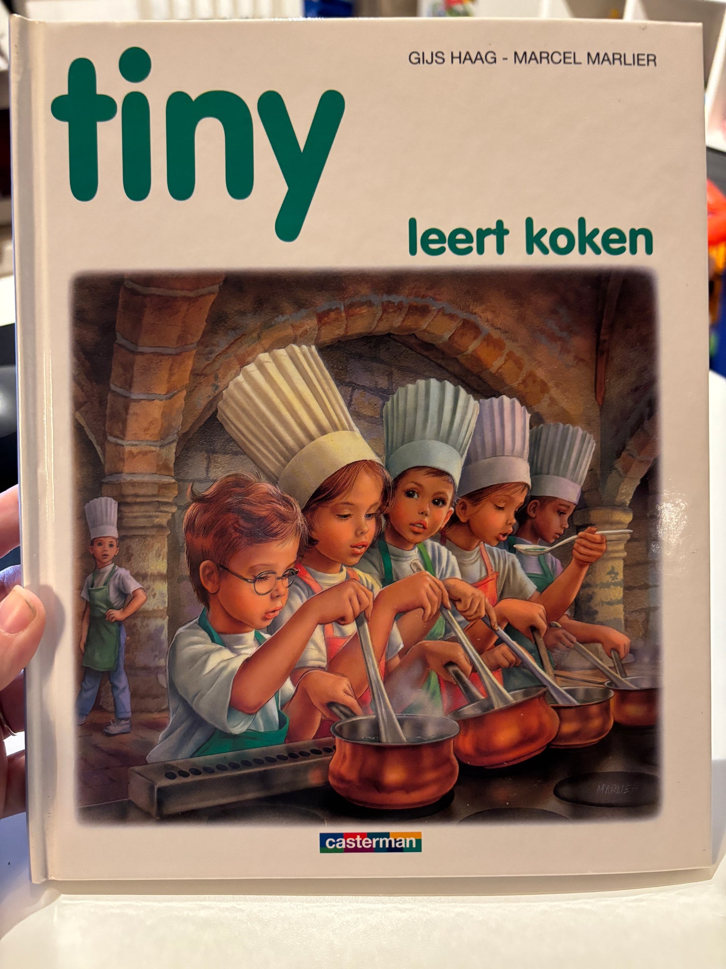 51. Tiny leert koken