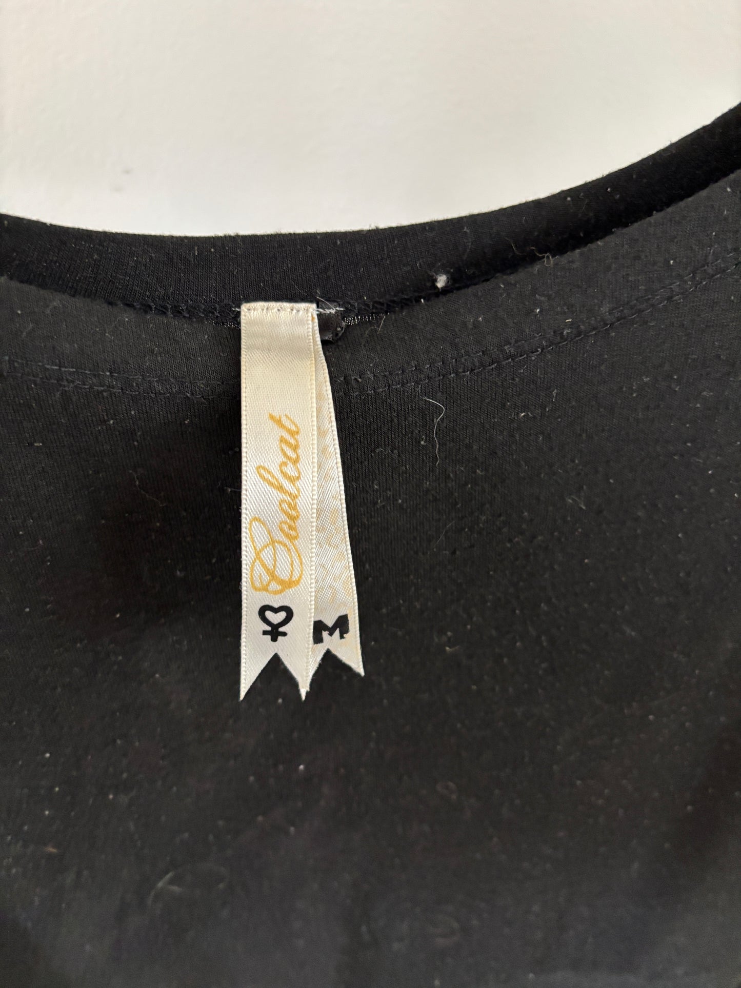 Zwarte mouwloze jurk