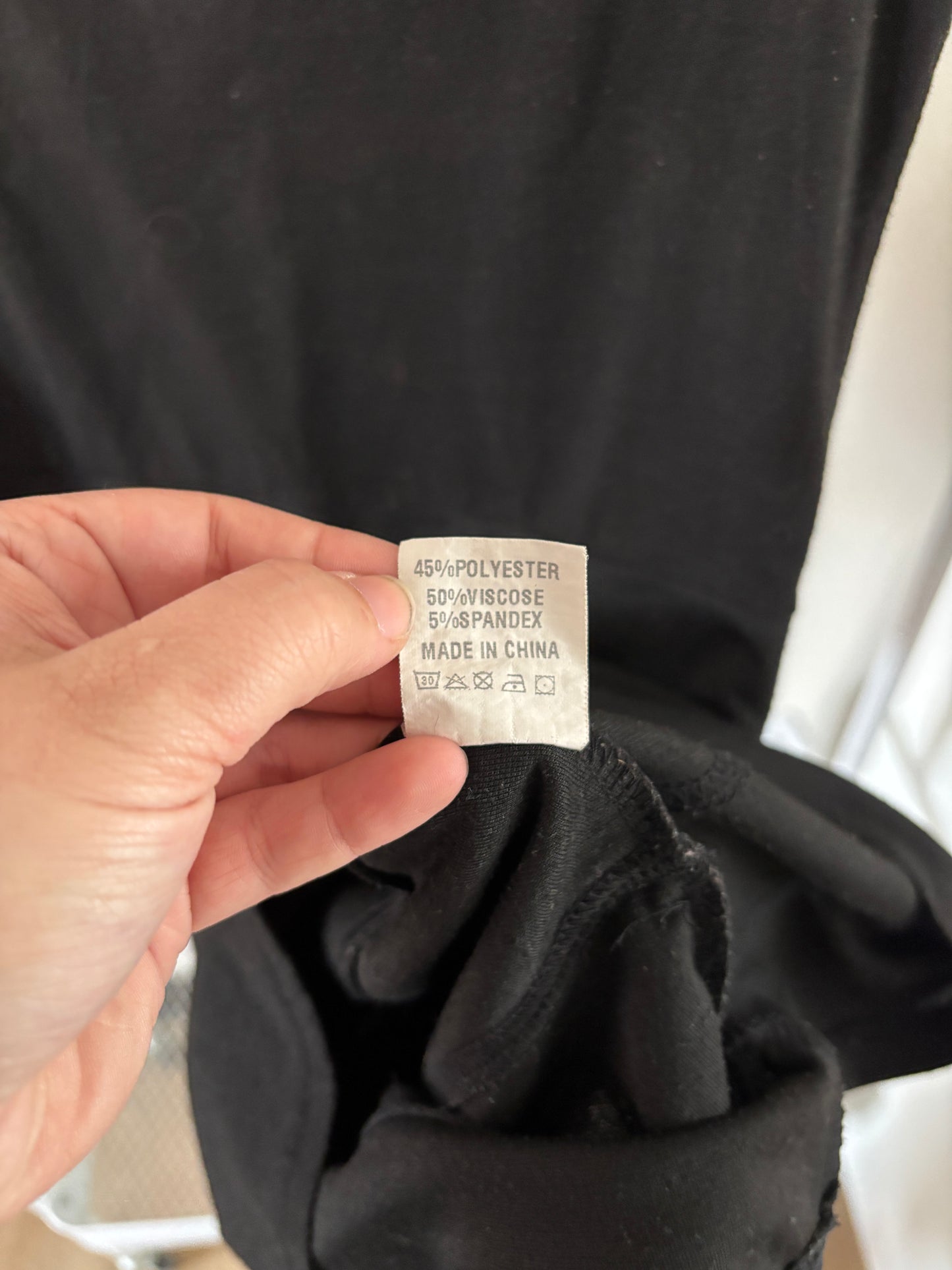 Zwarte mouwloze jurk