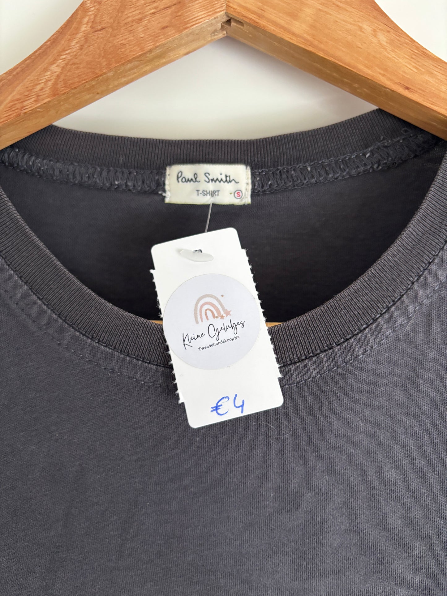 Donkergrijze T-shirt