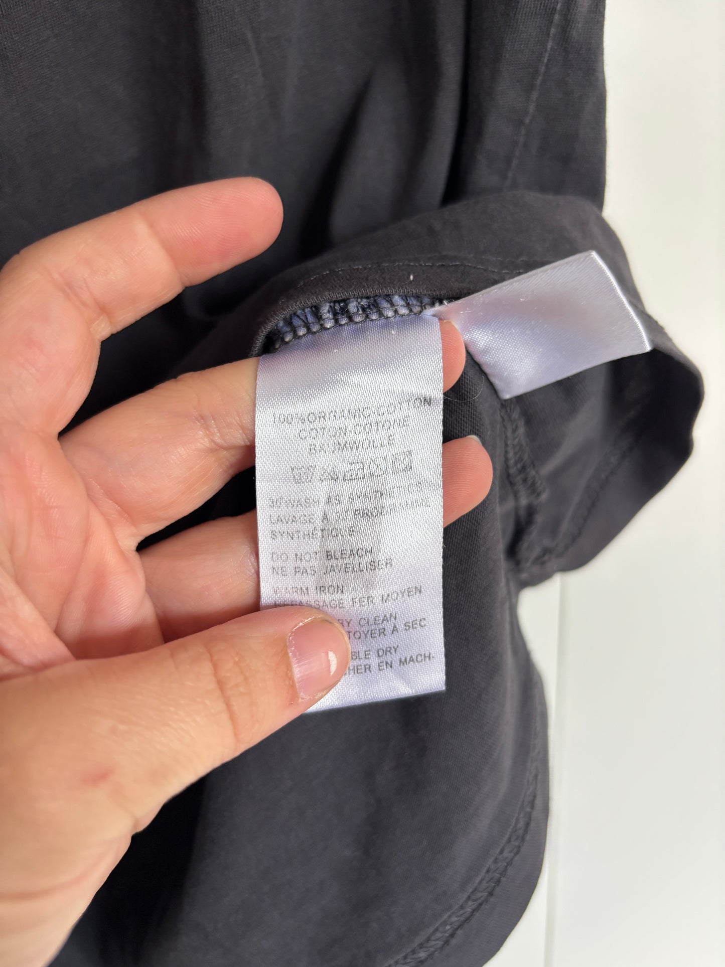 Donkergrijze T-shirt