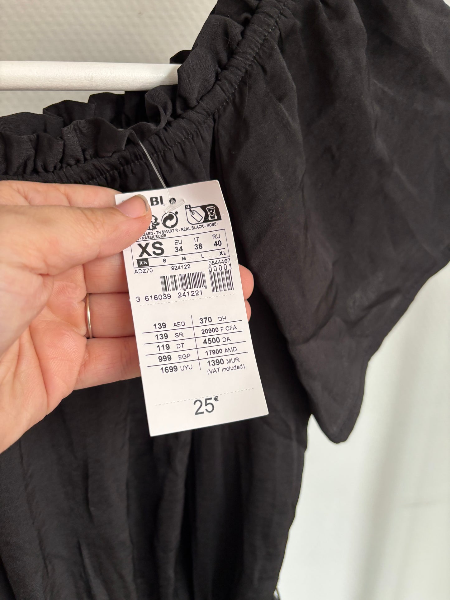 Lange zwarte jurk met riempje