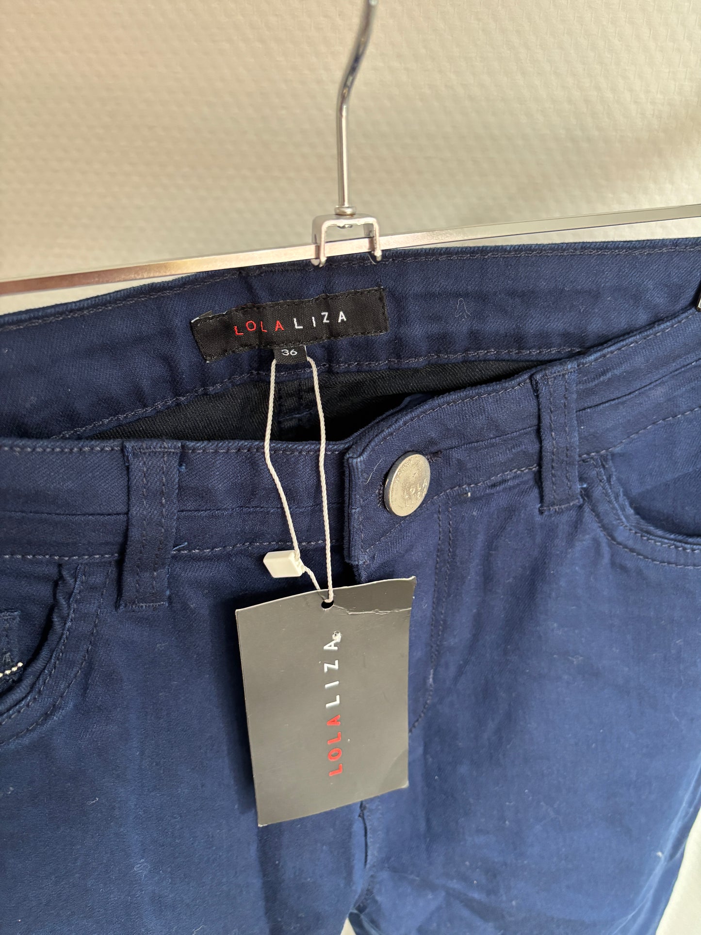 Marineblauwe jeansbroek