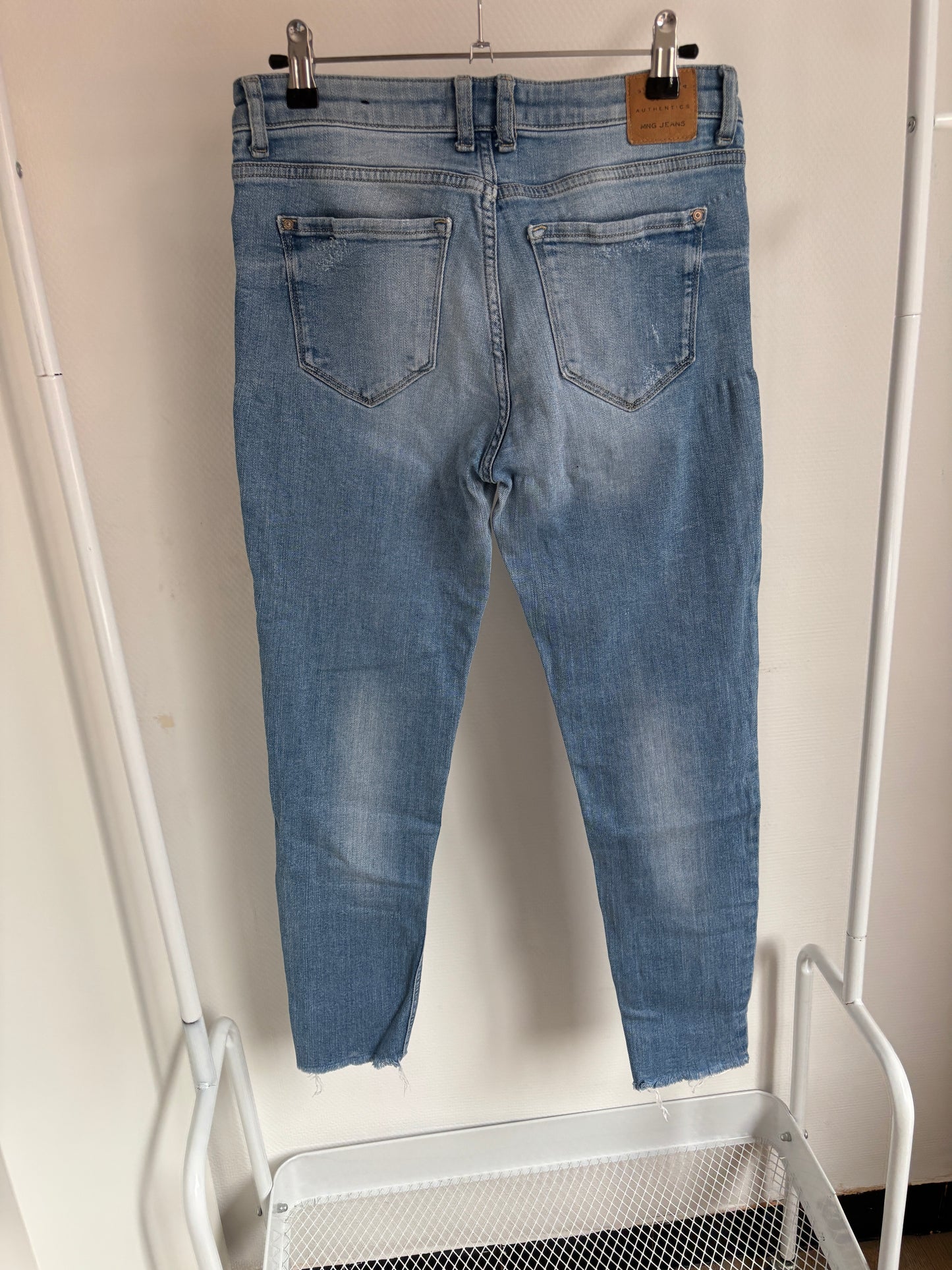 Lichtblauwe jeansbroek