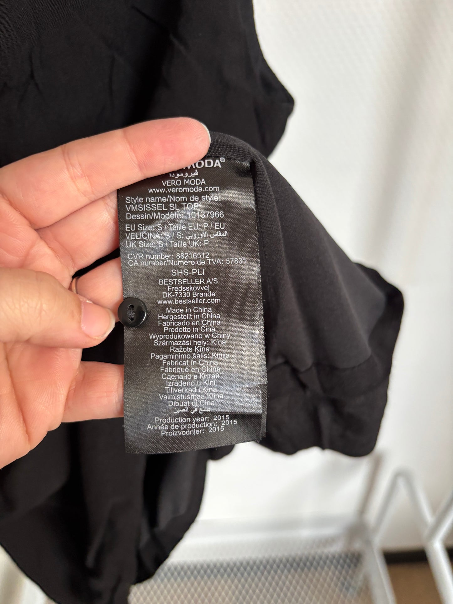 Zwarte mouwloze blouse