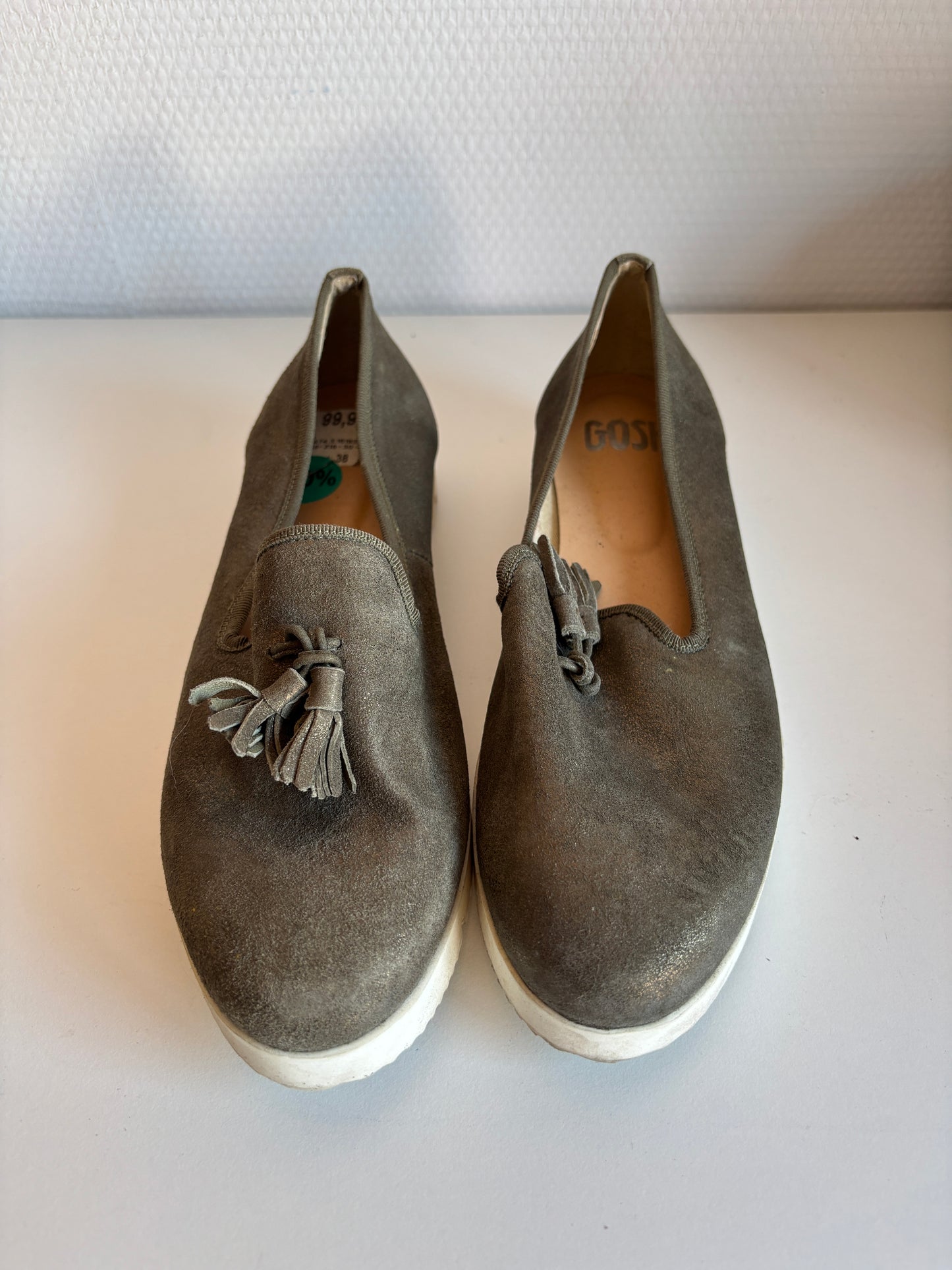 Khaki moccassains