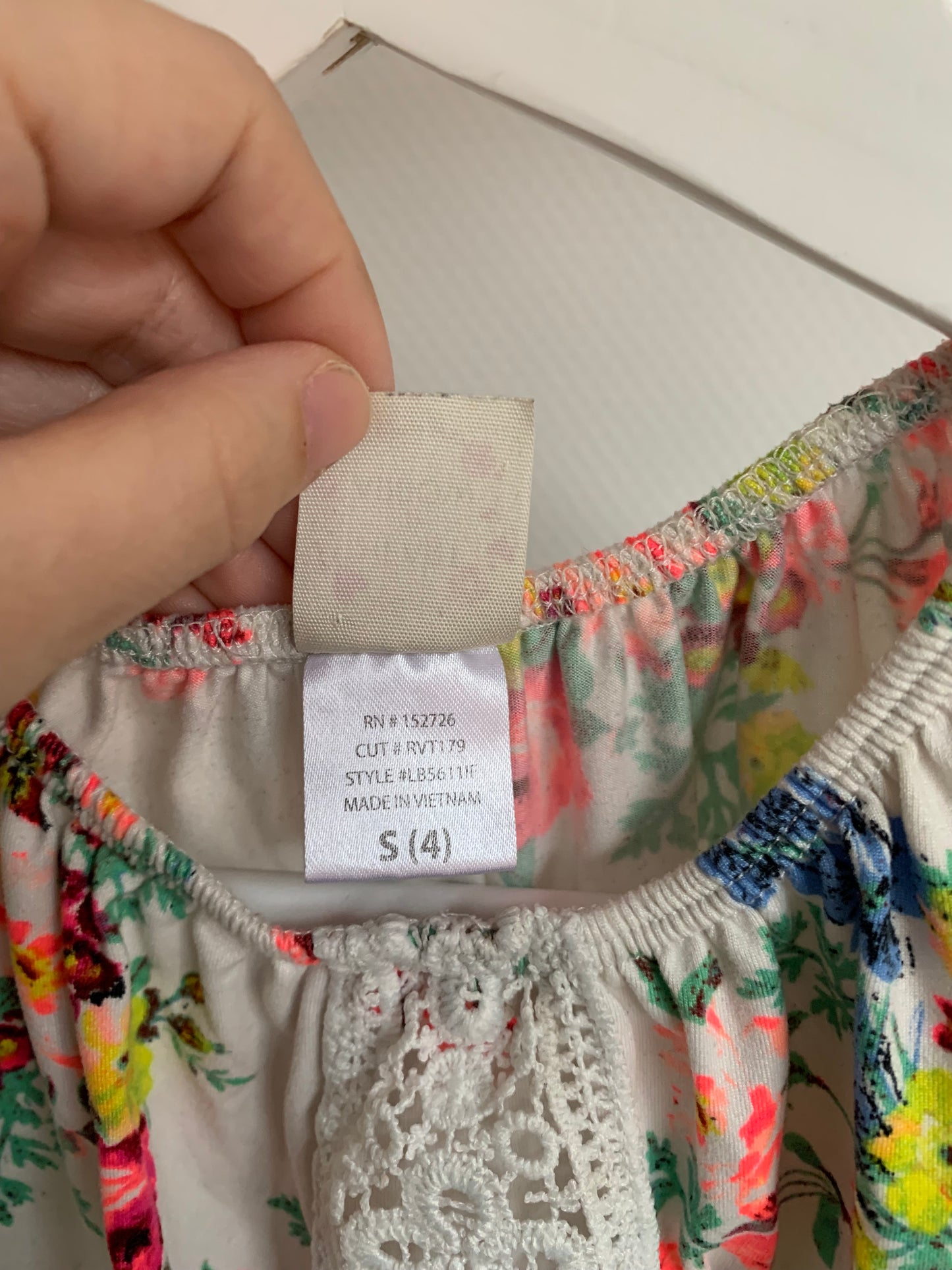 Witte playsuit met bloemetjes