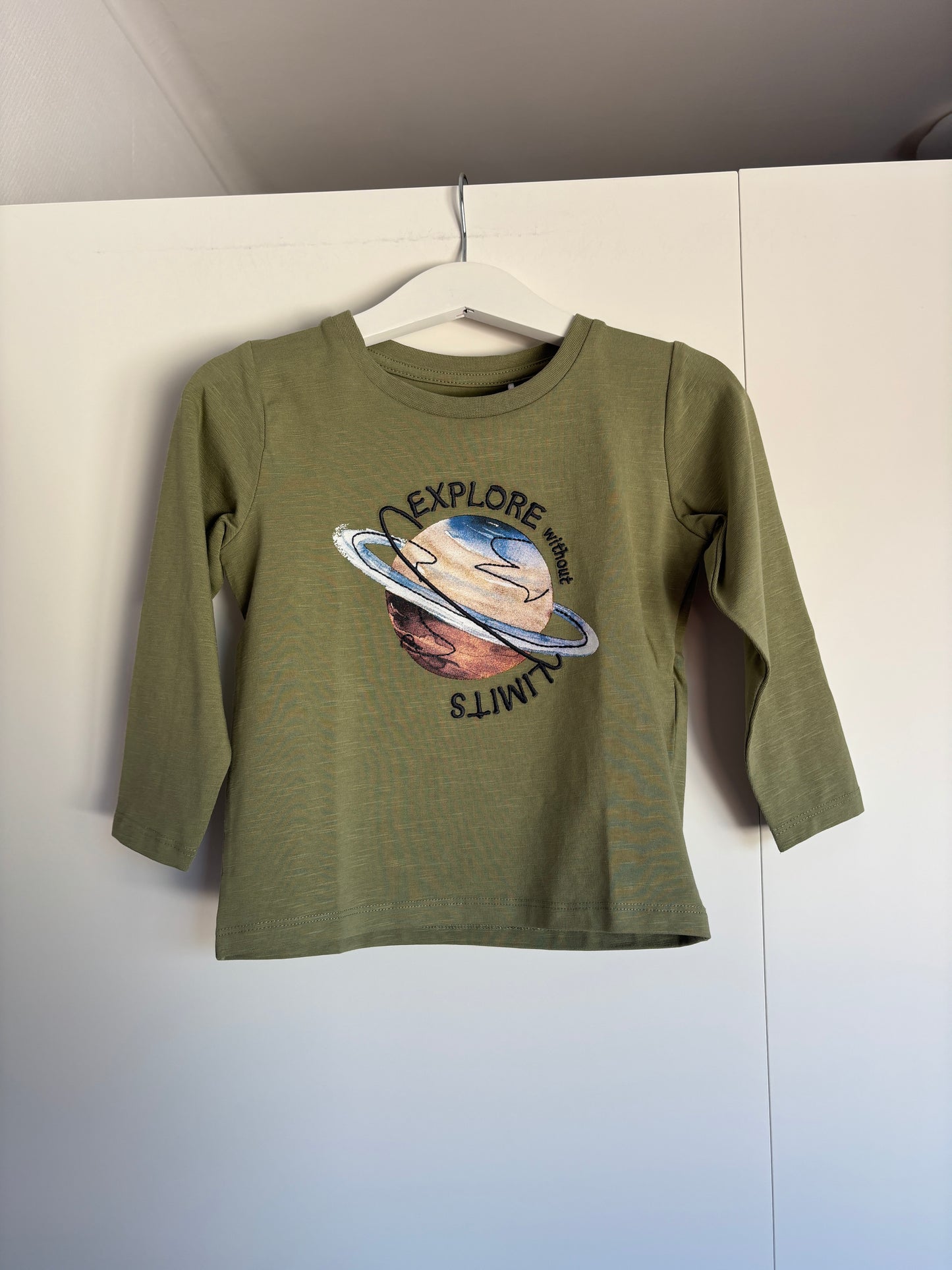 Khaki longsleeve "Explore with limits"