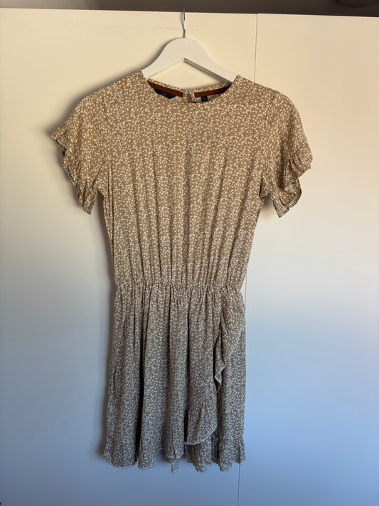 Beige bloemetjesjurk