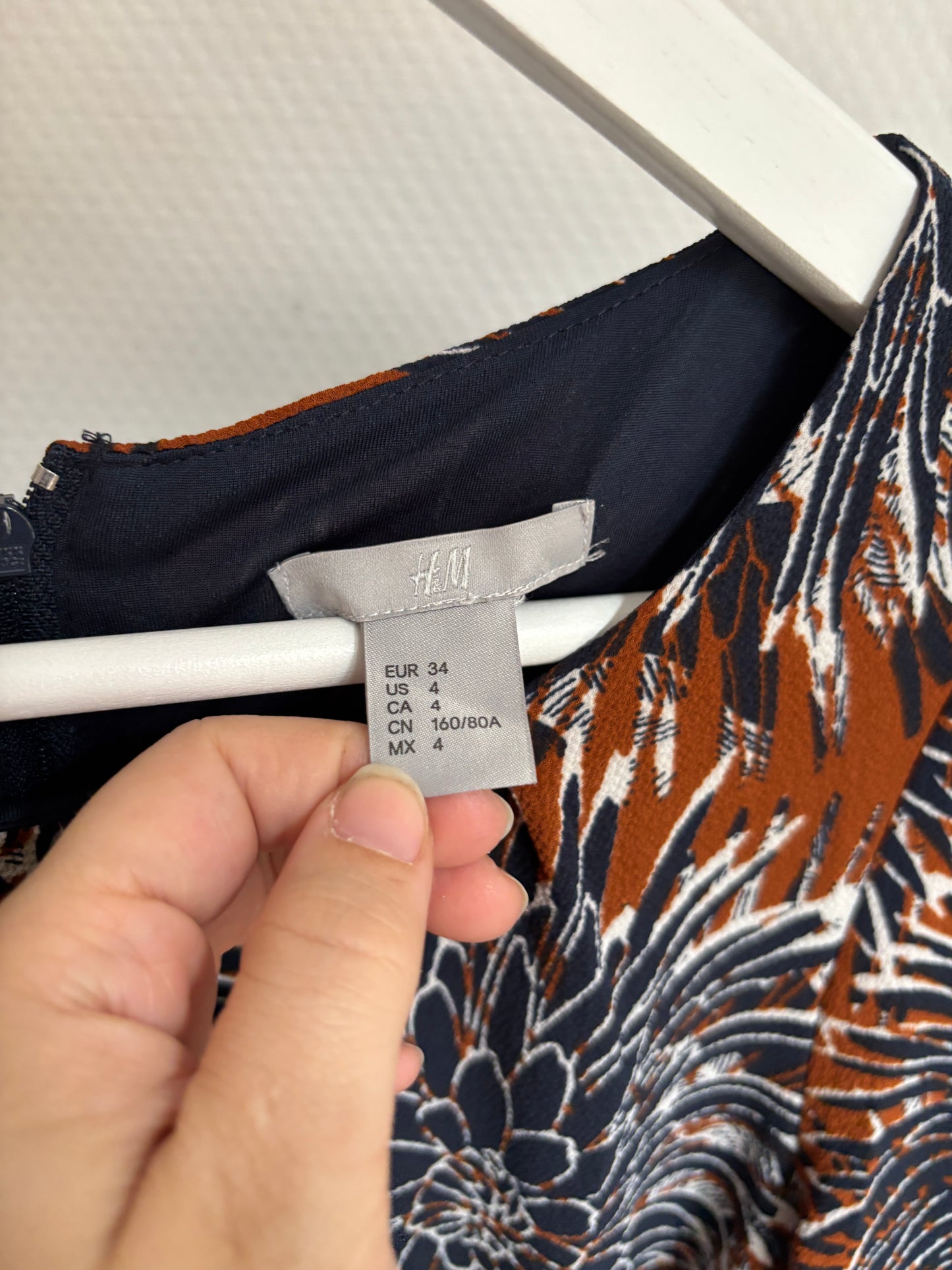 Marineblauwbruine jurk