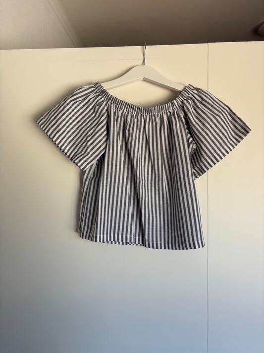Gestreepte off-shoulder top