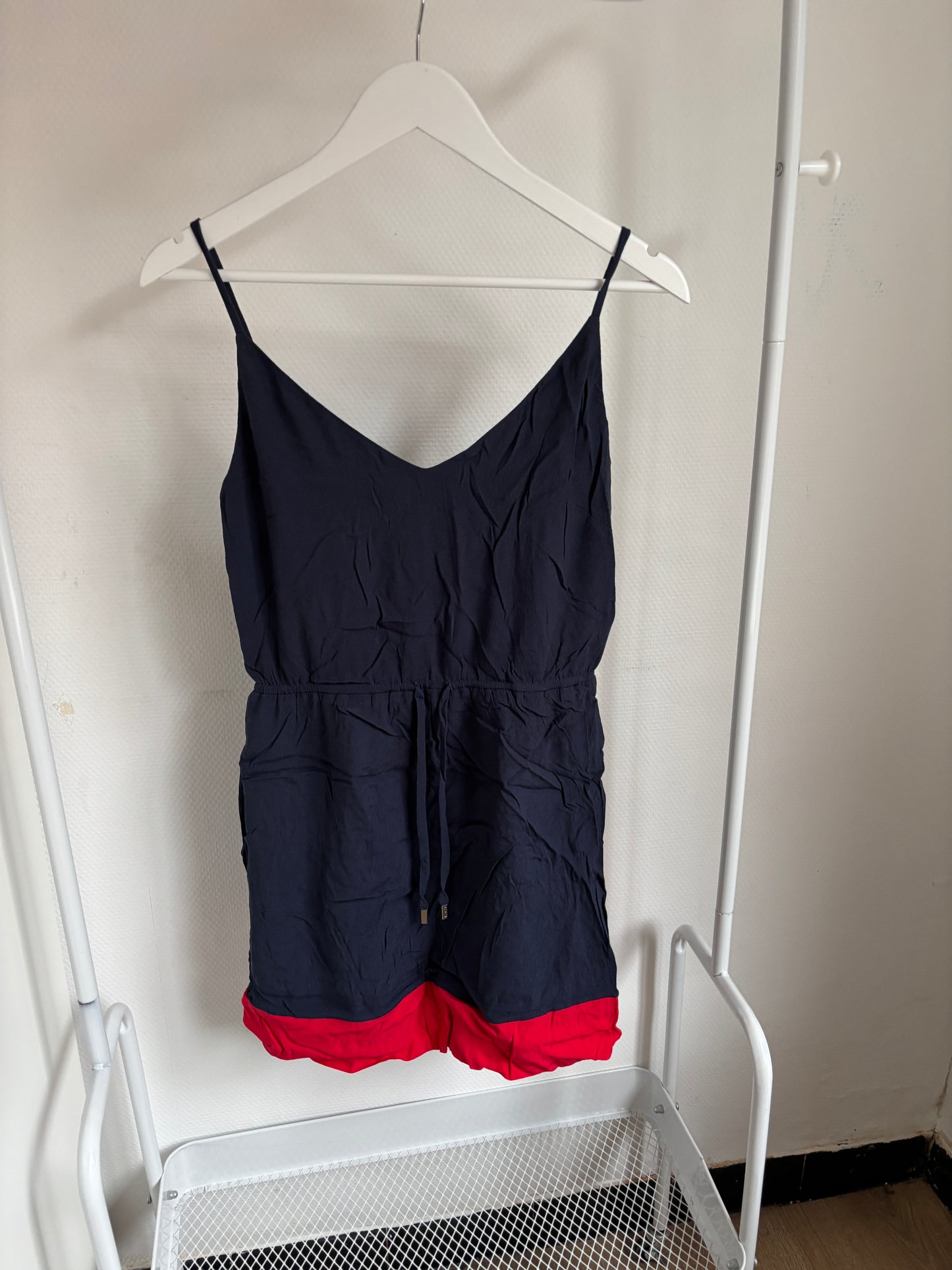 Marineblauwe mouwloze jurk