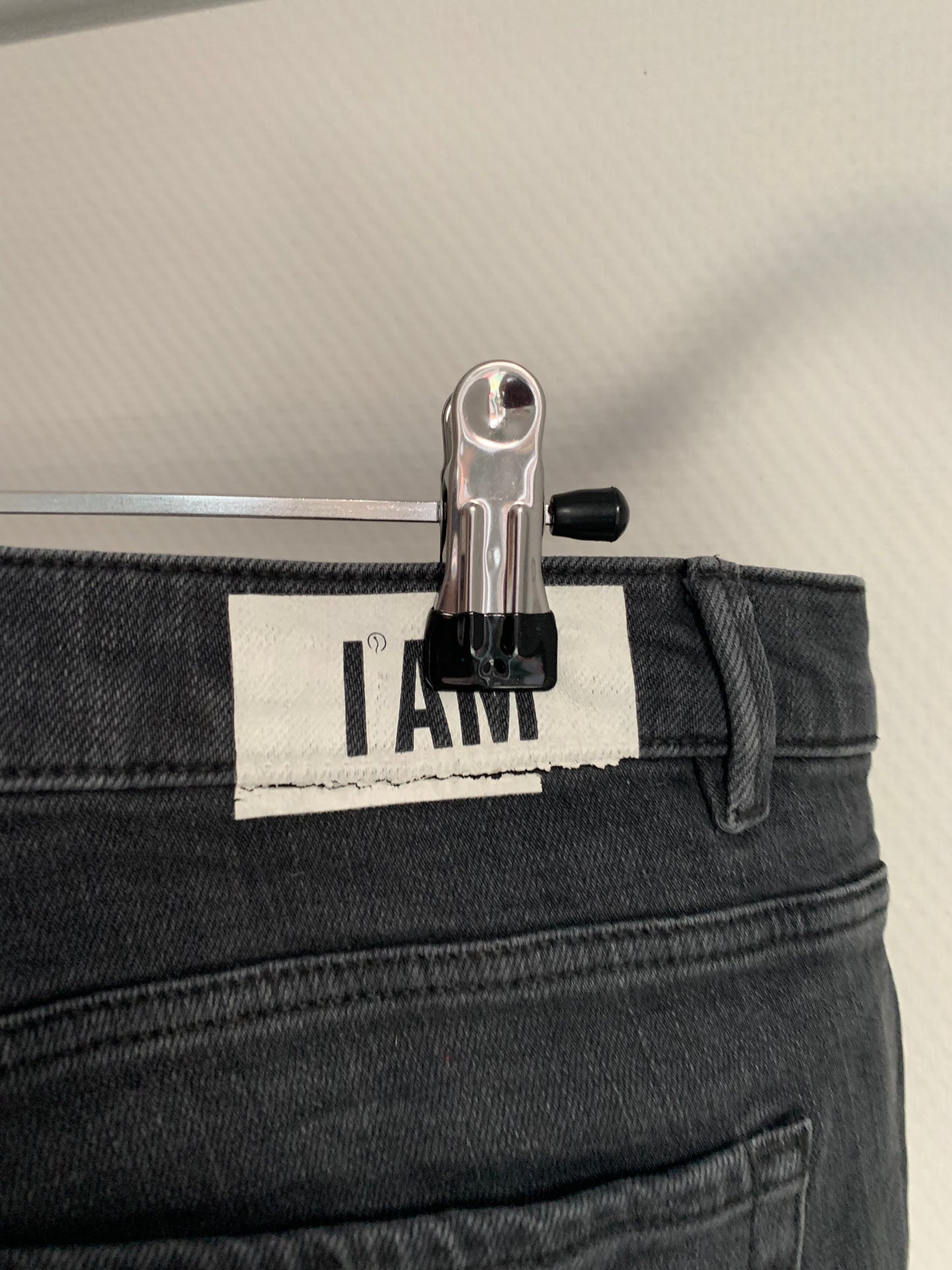 Donkergrijze jeansbroek