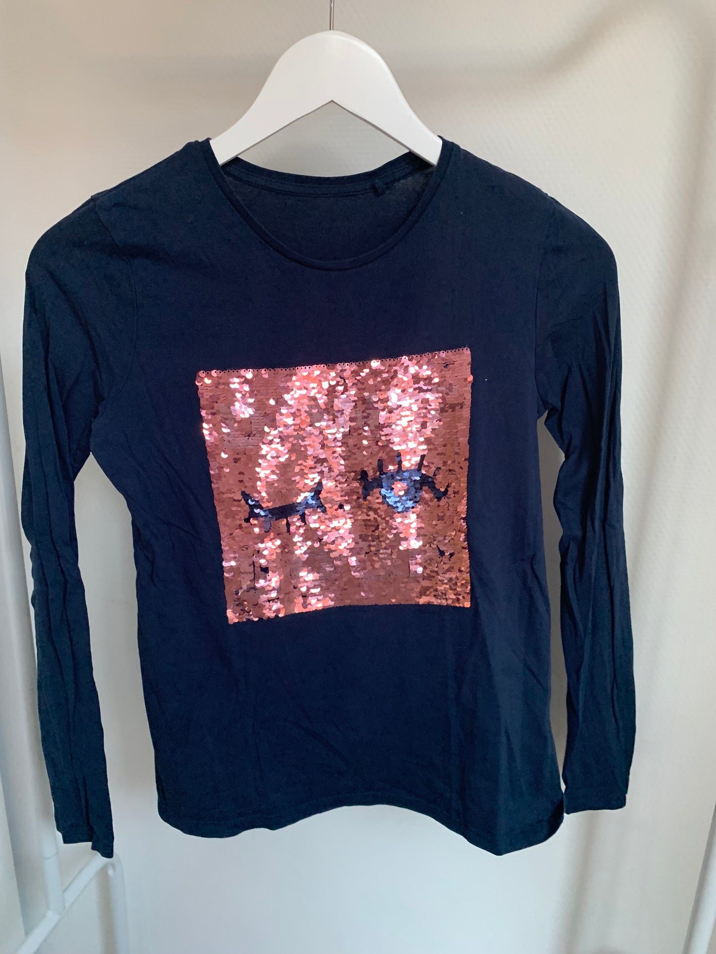 Marineblauwe longsleeve