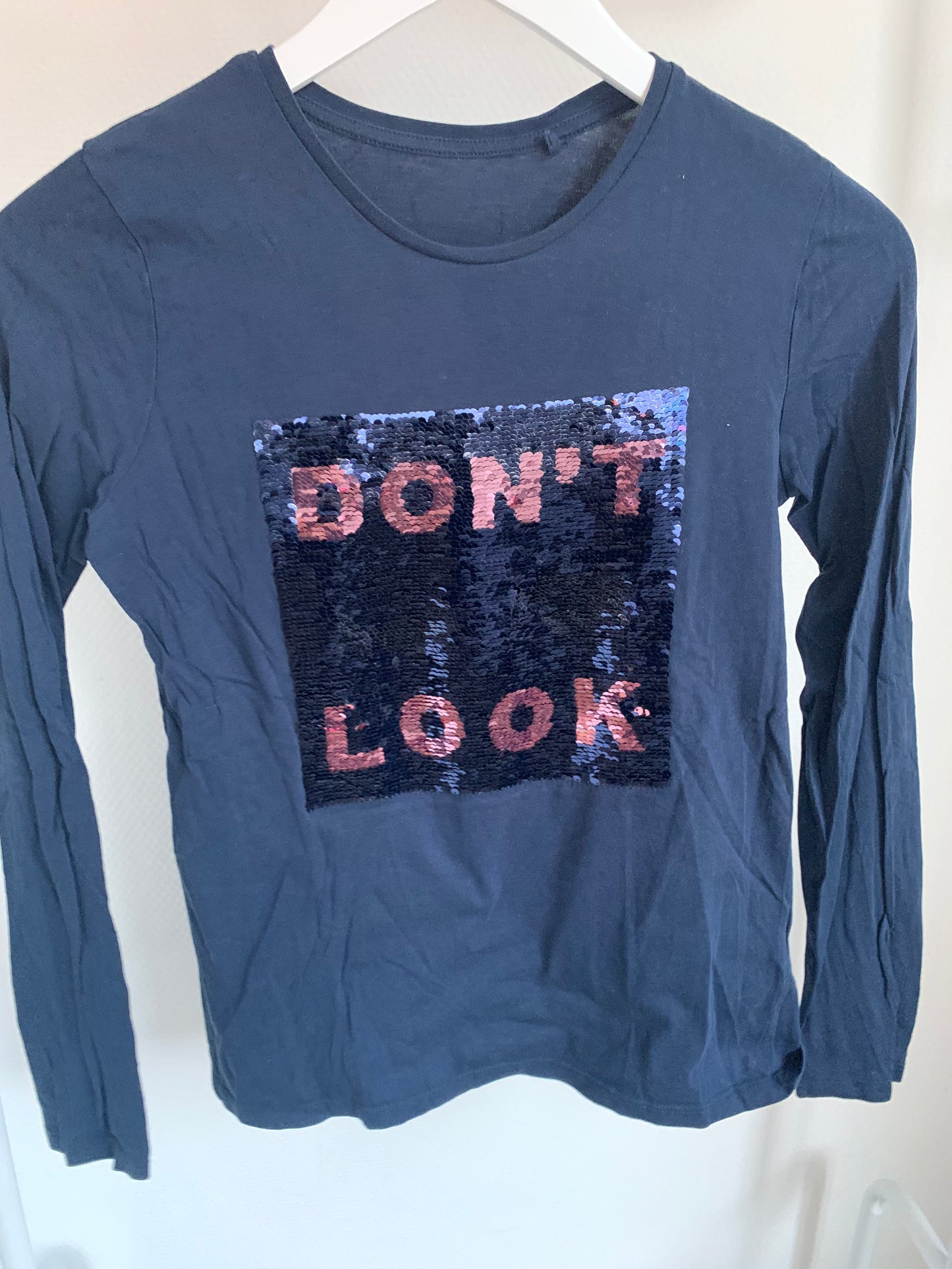 Marineblauwe longsleeve