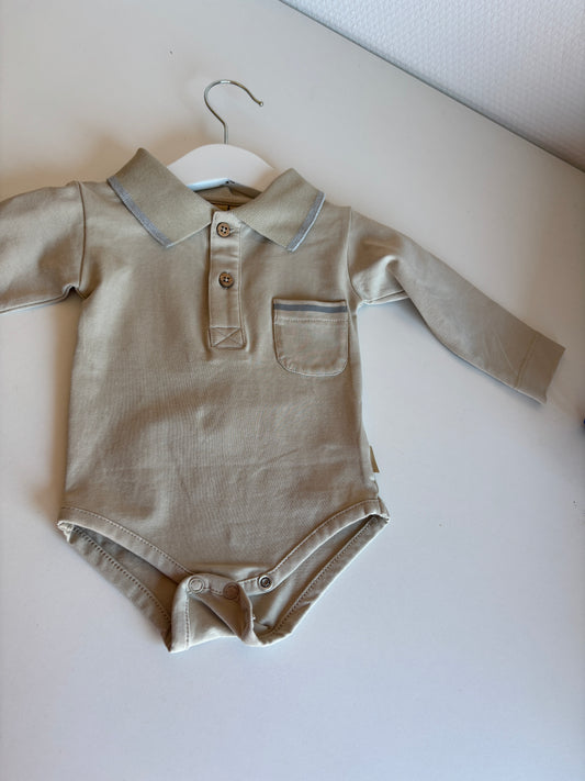 Beige romper met lange mouwen
