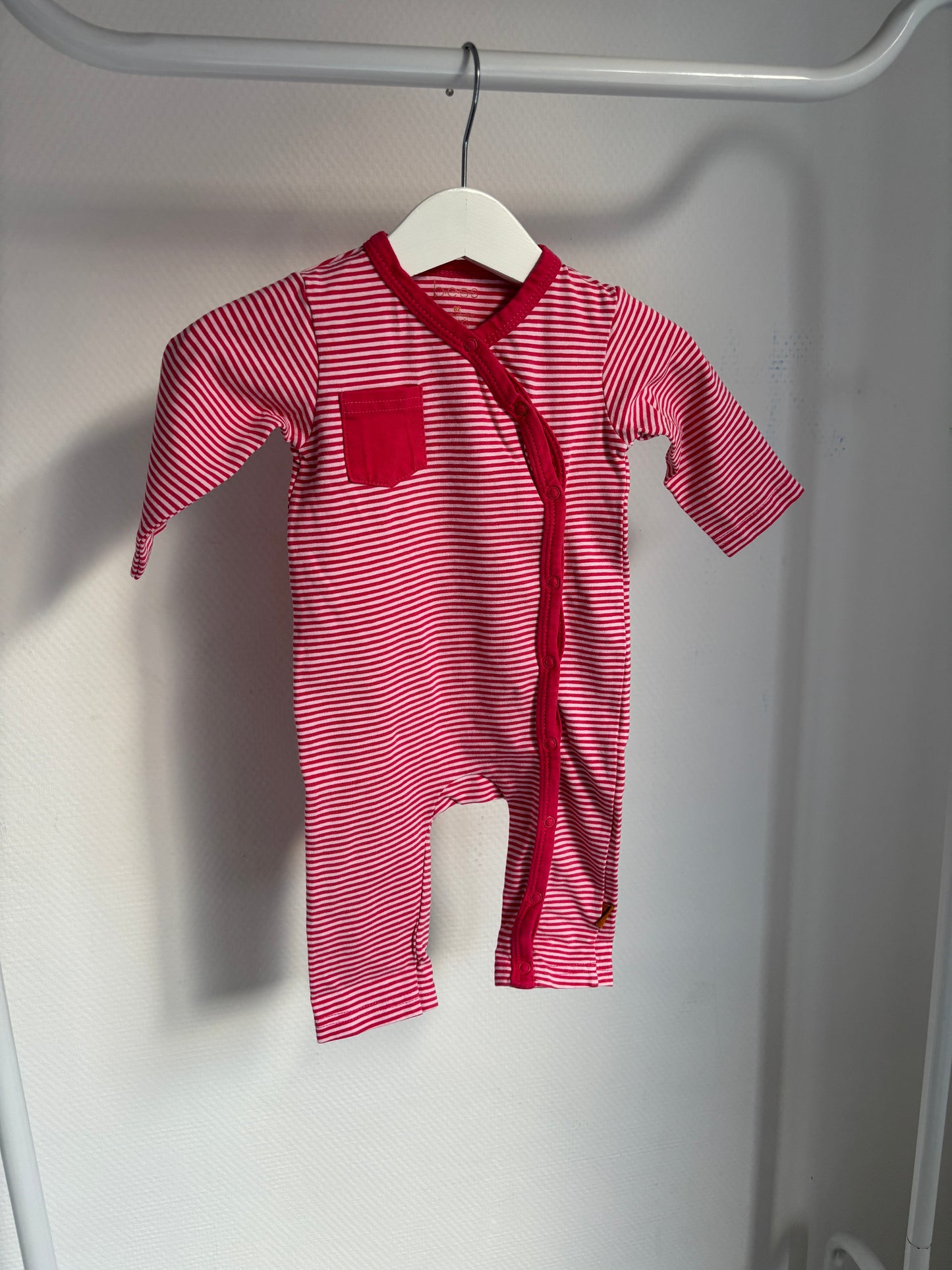 Rood gestreept boxpakje