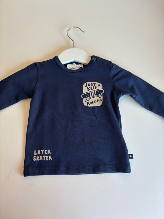 Marineblauwe longsleeve "Rolling"