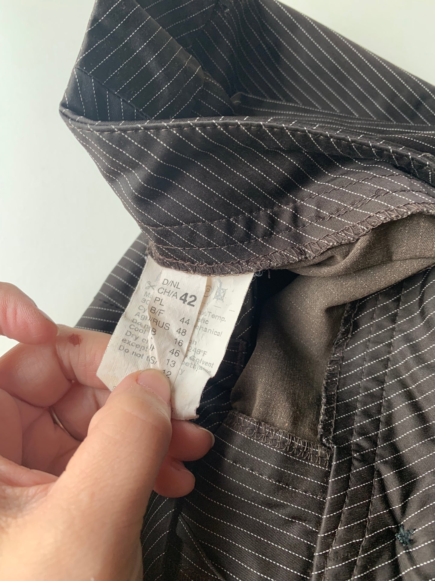 Bruine gestreepte broek