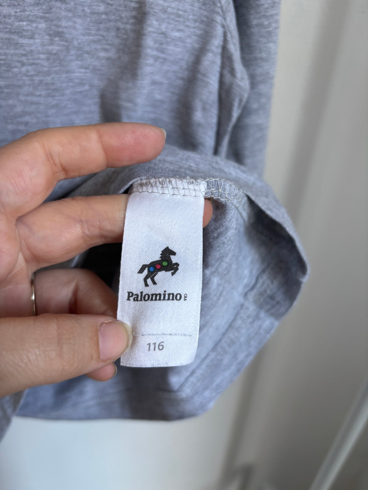 Lichtgrijze longsleeve met rolkraag