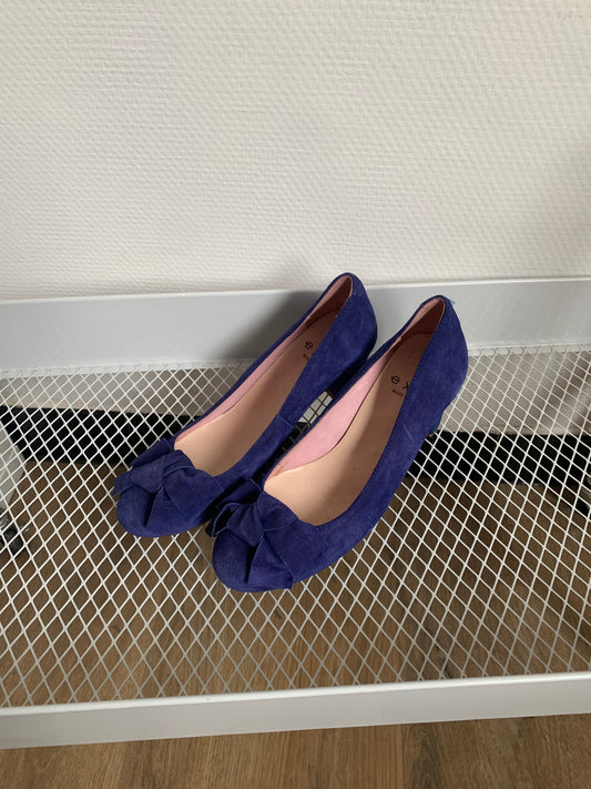 Blauwe pumps