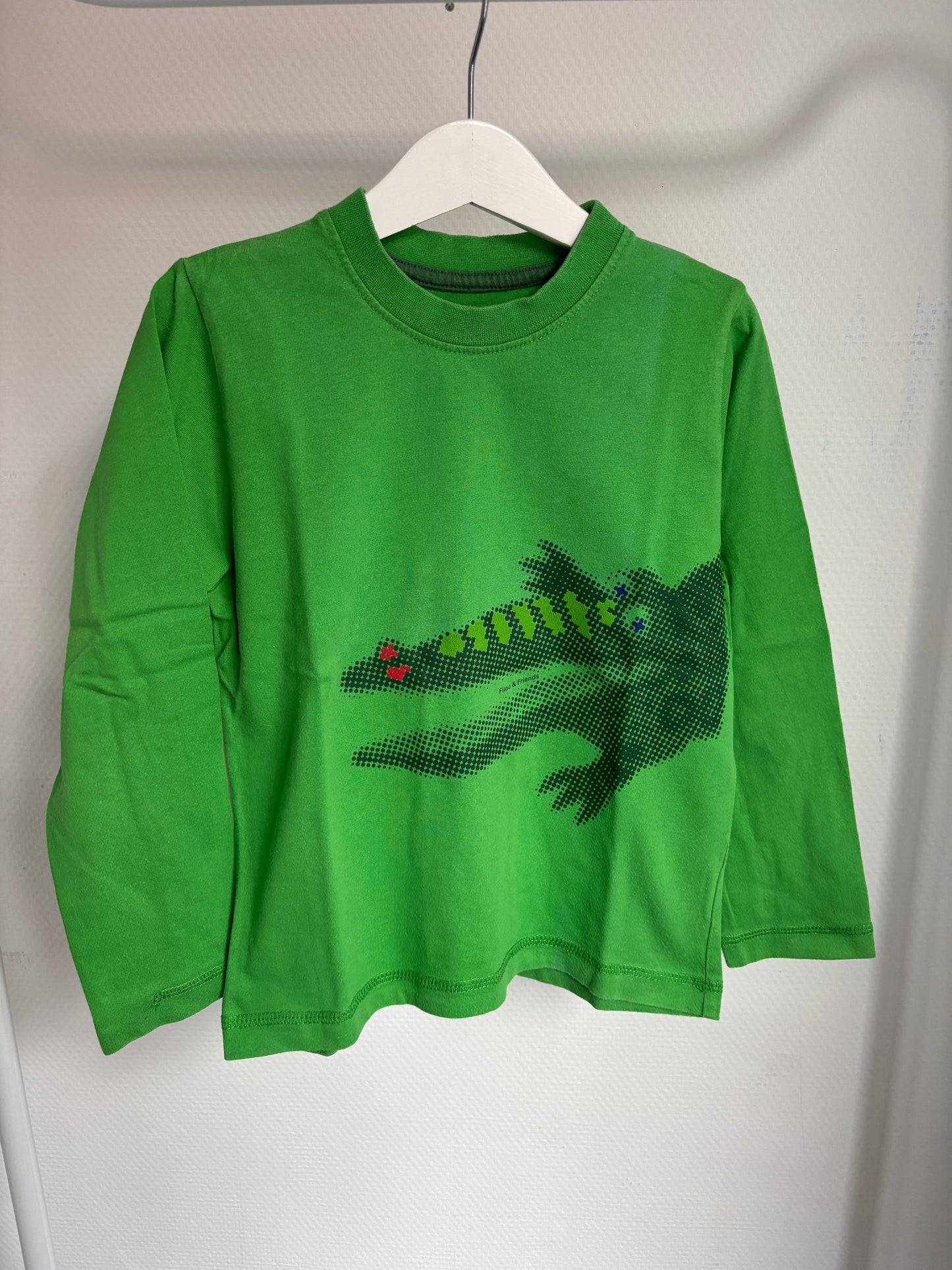 Groene longsleeve met krokodil