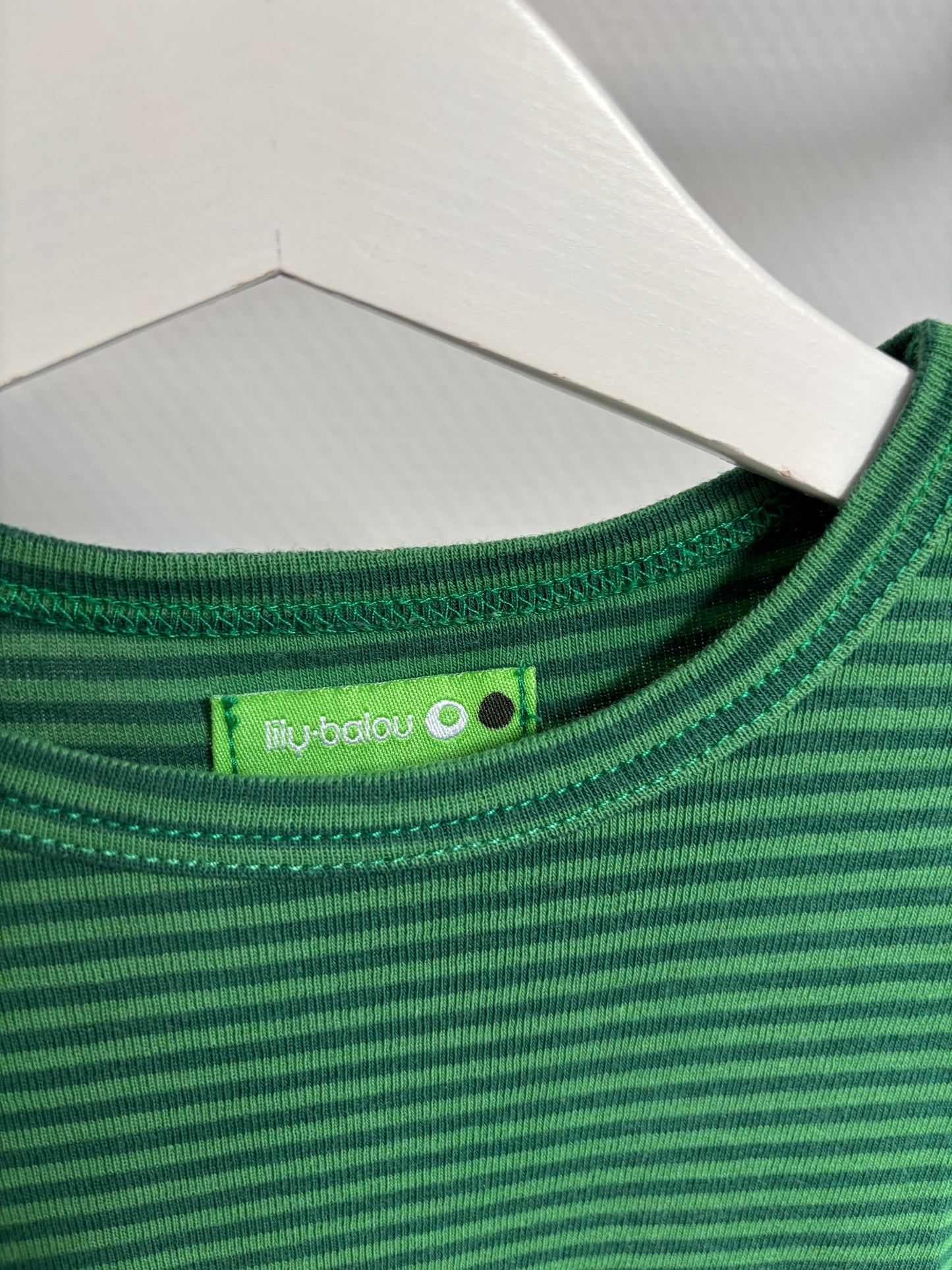 Groene gestreepte longsleeve met auto