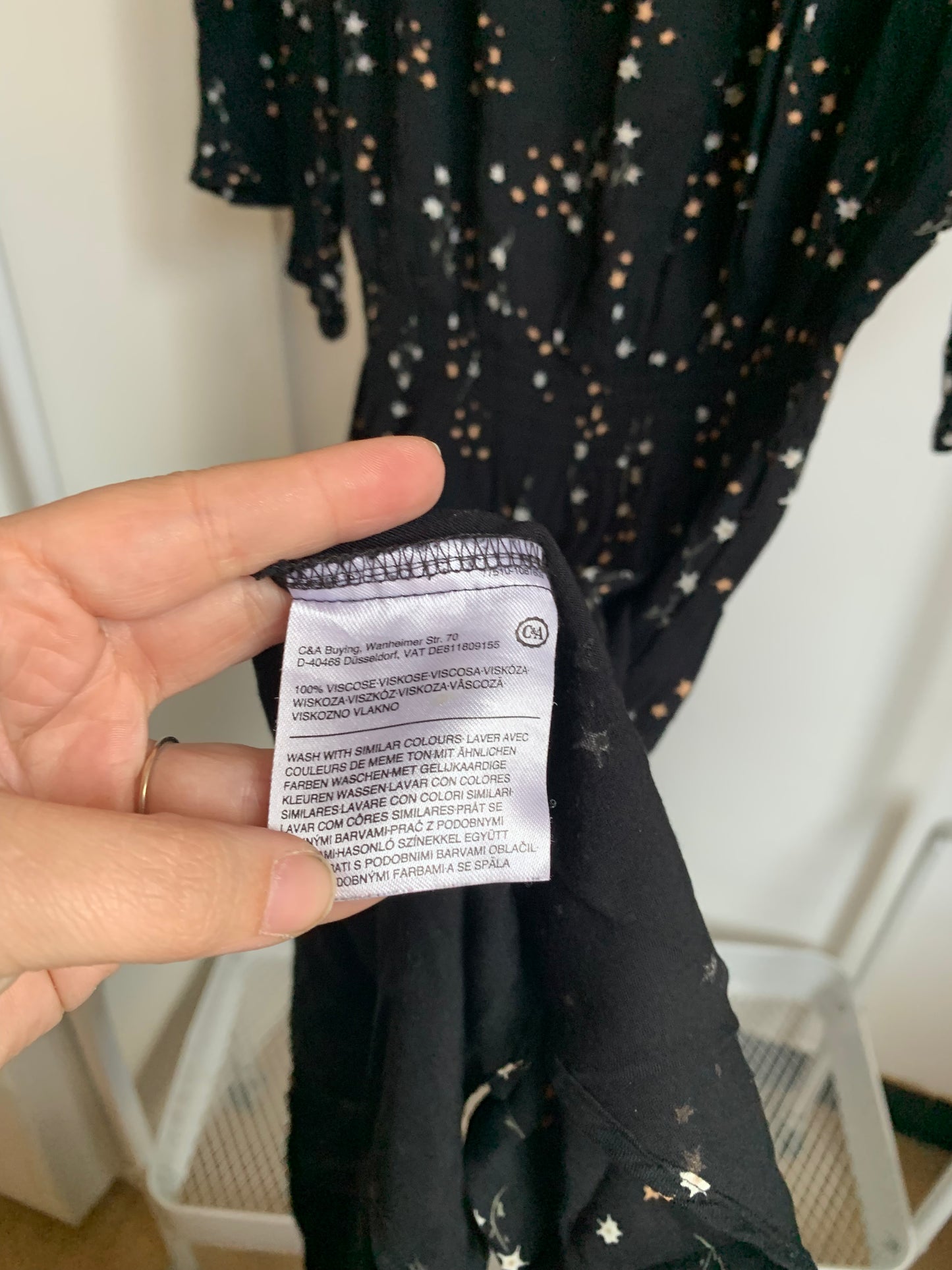 Zwarte off-shoulder jurk