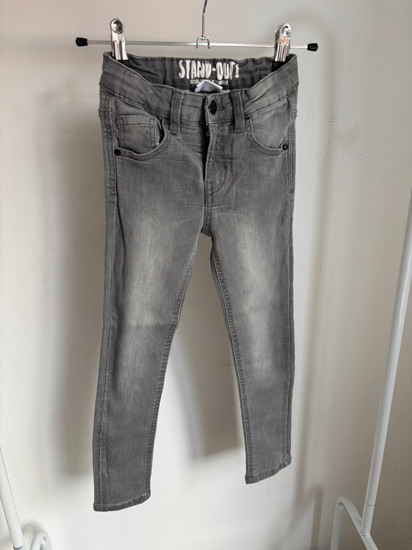 Lichtgrijze jeansbroek