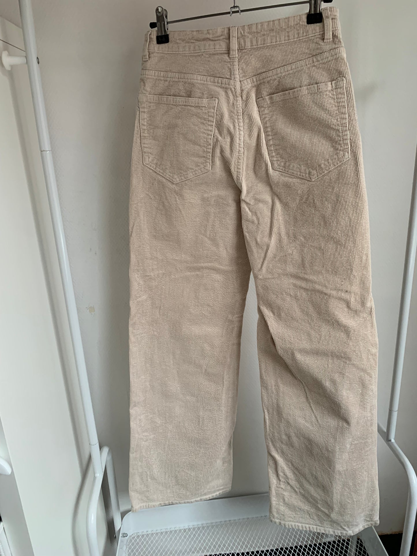 Beige ribfluwelen broek