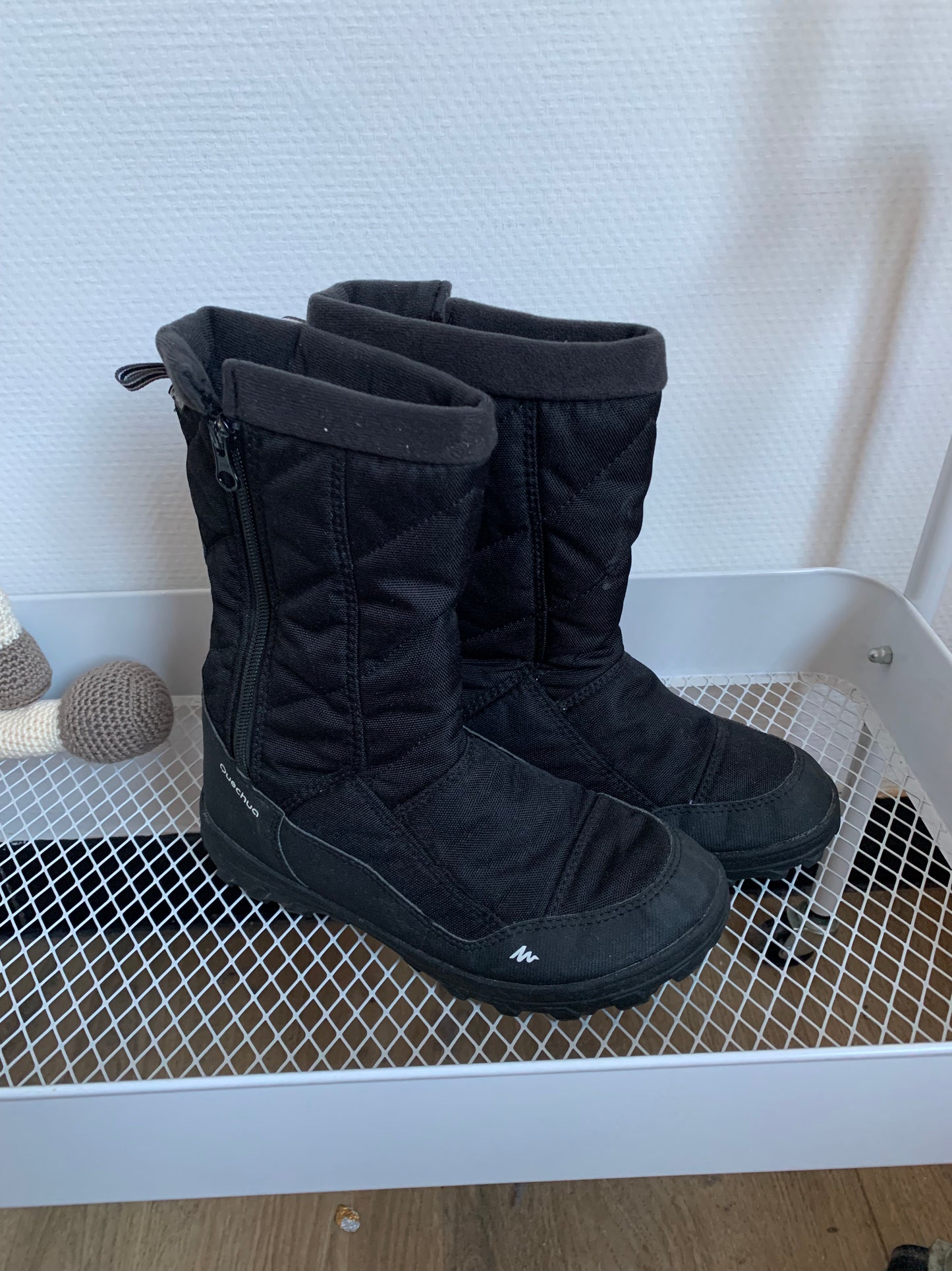 Zwarte sneeuwlaarzen