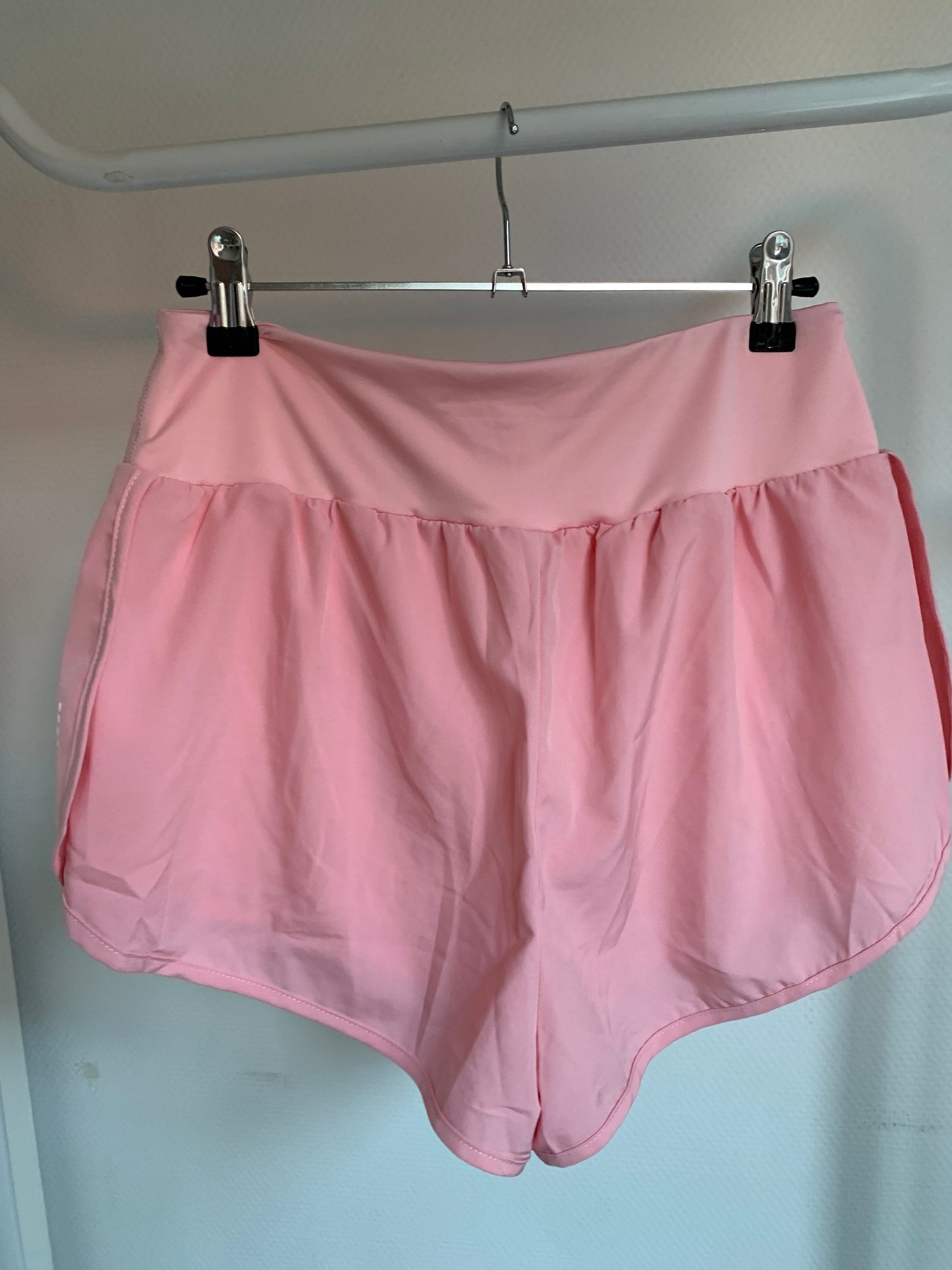Roze sportshort