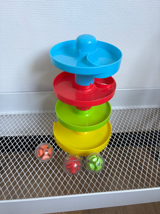 Gekleurde ballentoren