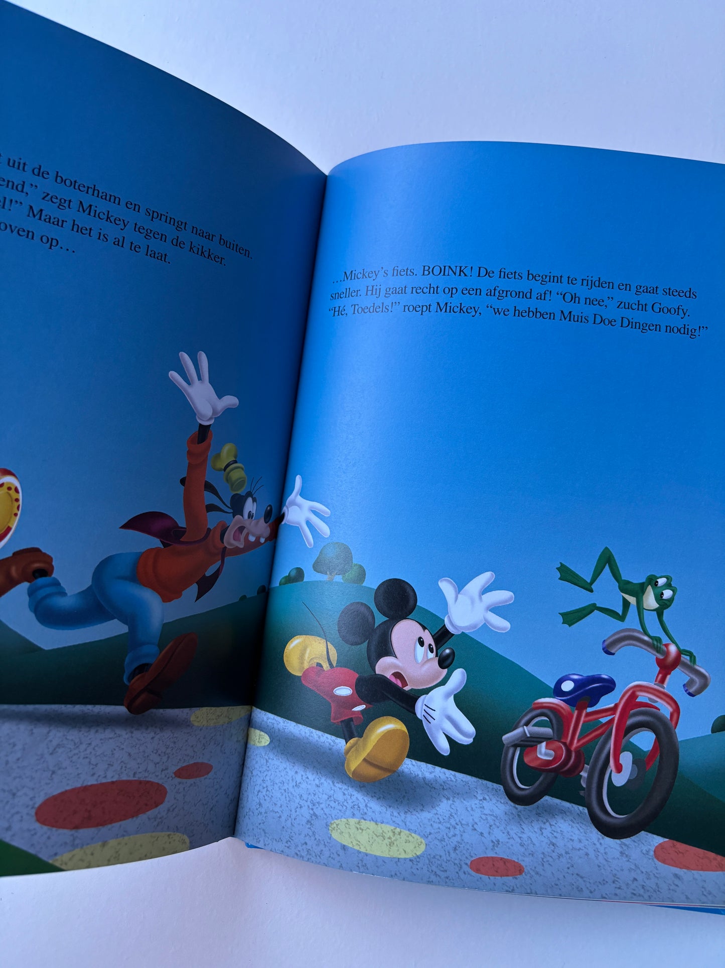 Mickey Mouse - Hoger en hoger