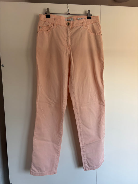 Lichtroze jeansbroek