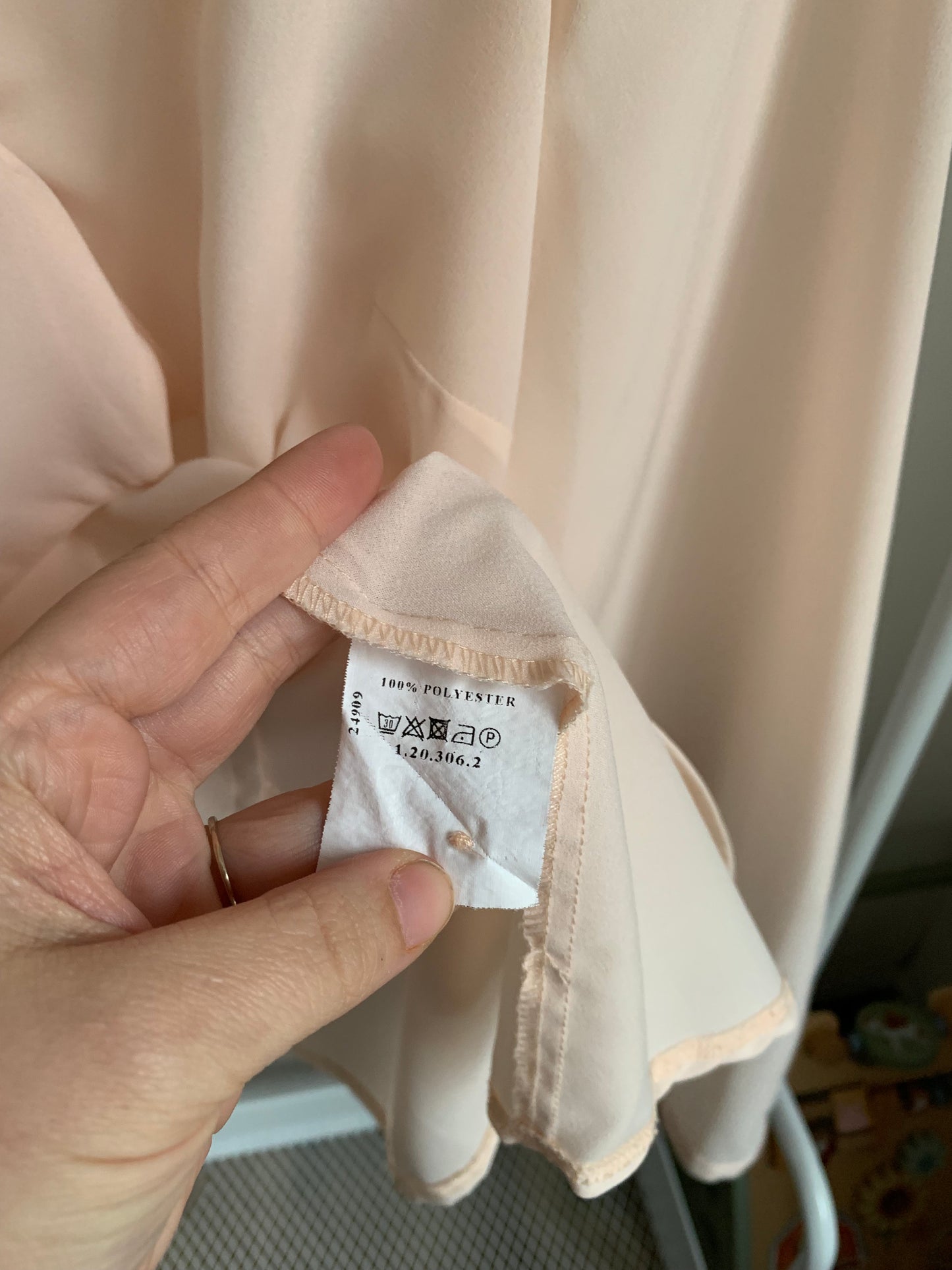 Lichtroze doorzichtige blouse