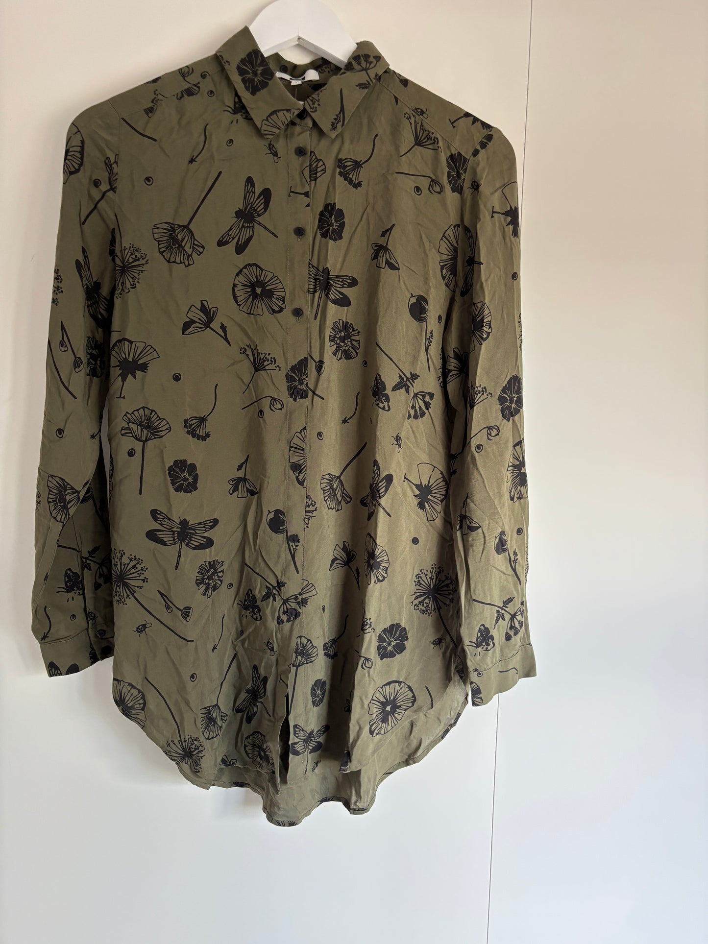 Khaki hemd met bloemen