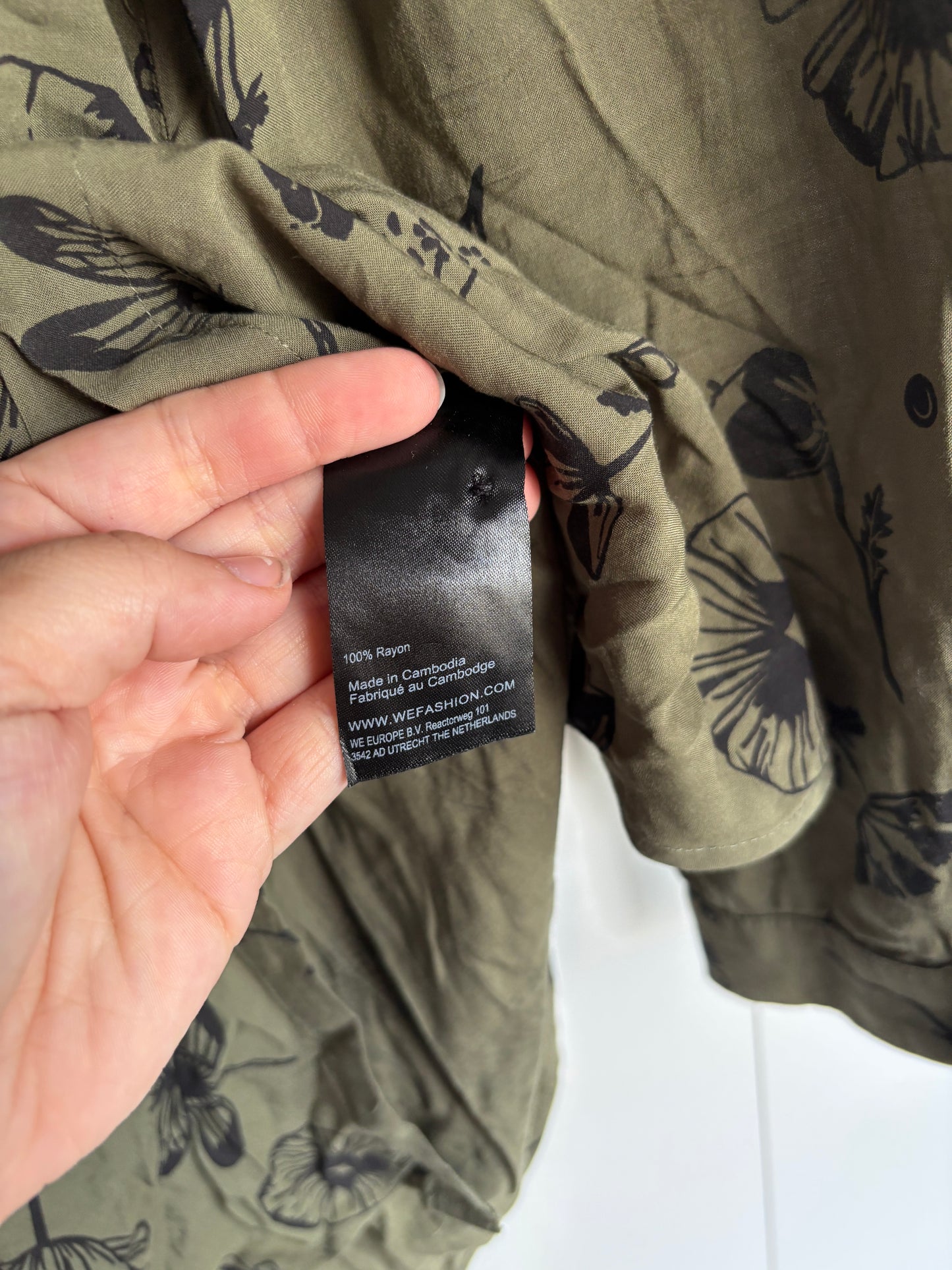 Khaki hemd met bloemen