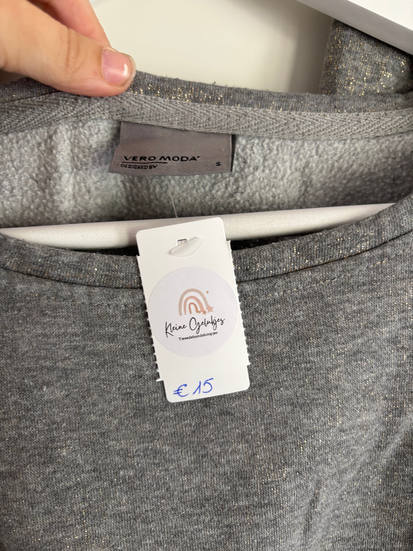 Grijze set: sweater en rok