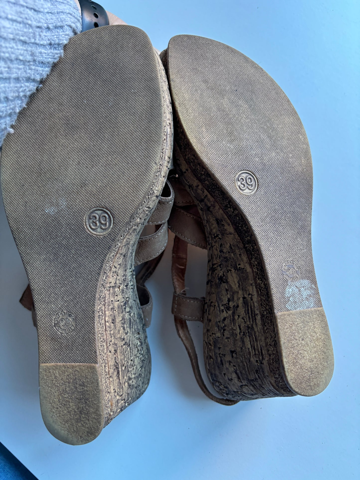 Sandalen met sleehak