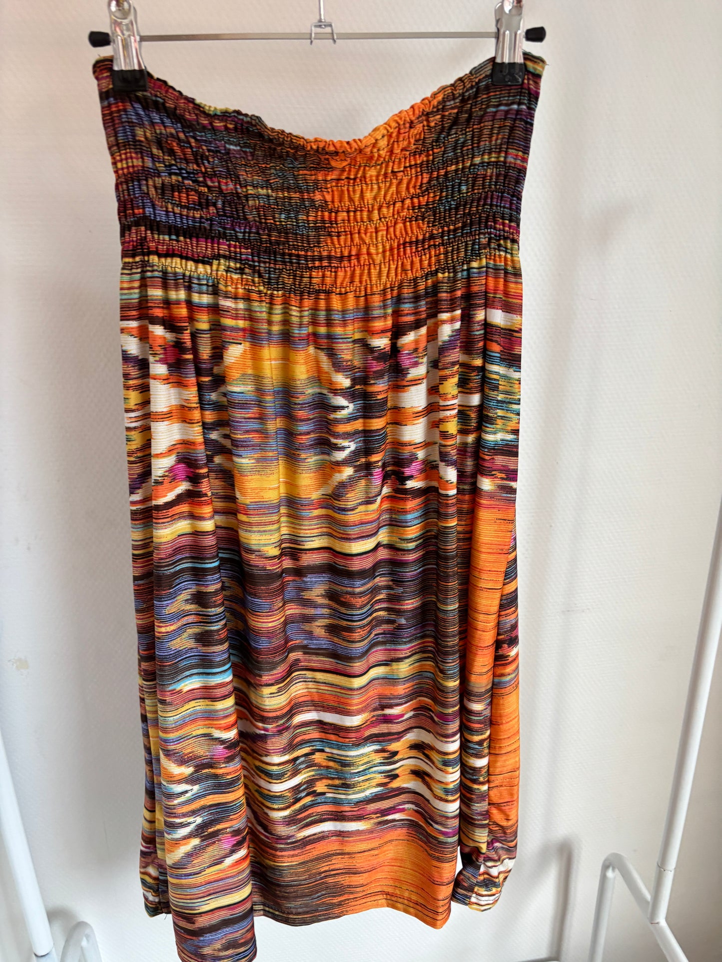 Gestreepte mouwloze jurk