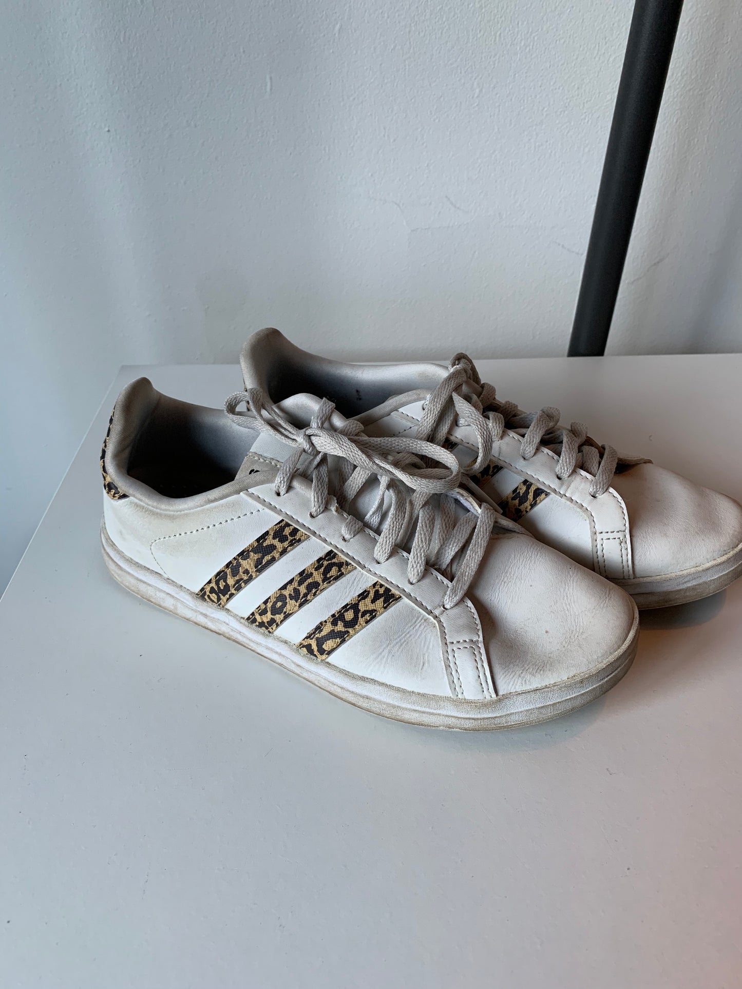 Adidas sneakers 38 - zeer goede staat ⭐
