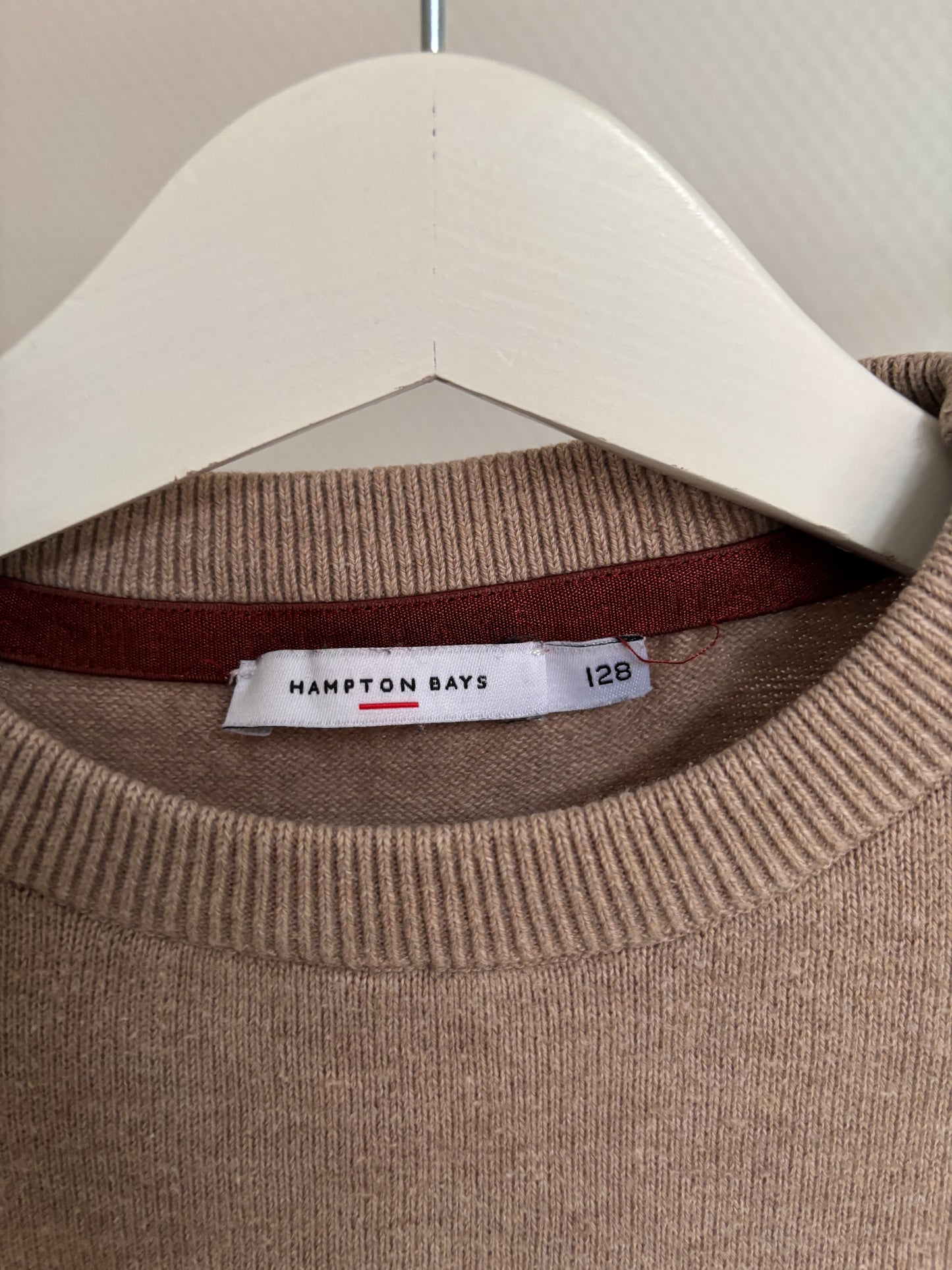 Beige trui met hond 💸
