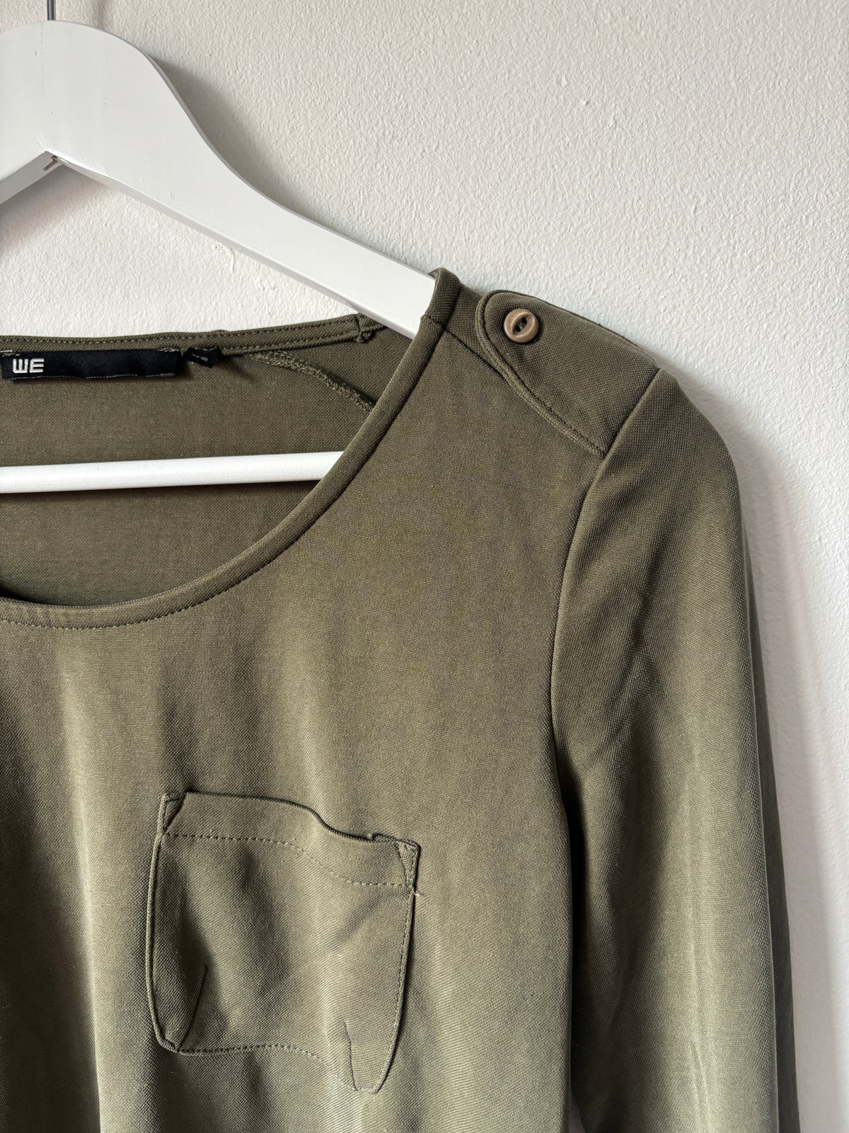 Khaki longsleeve | WE | XS
